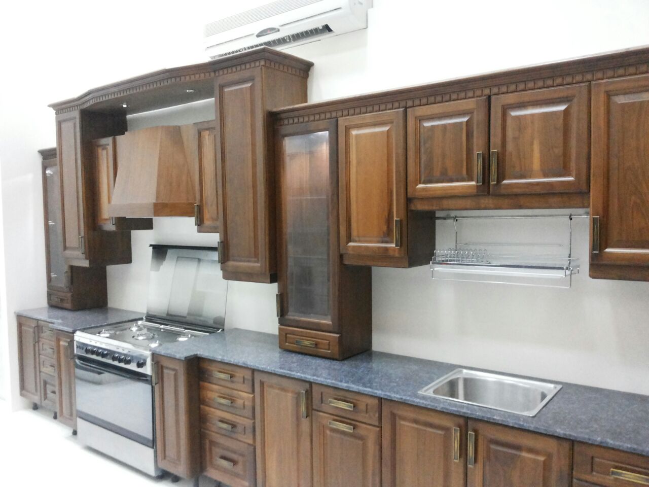 مطابخ انجاز
لا تنسَ أنك شاهدت هذا الإعلان في عنكبوت
عرض خاص على مطبخ 3× 4 (12 درفة )...