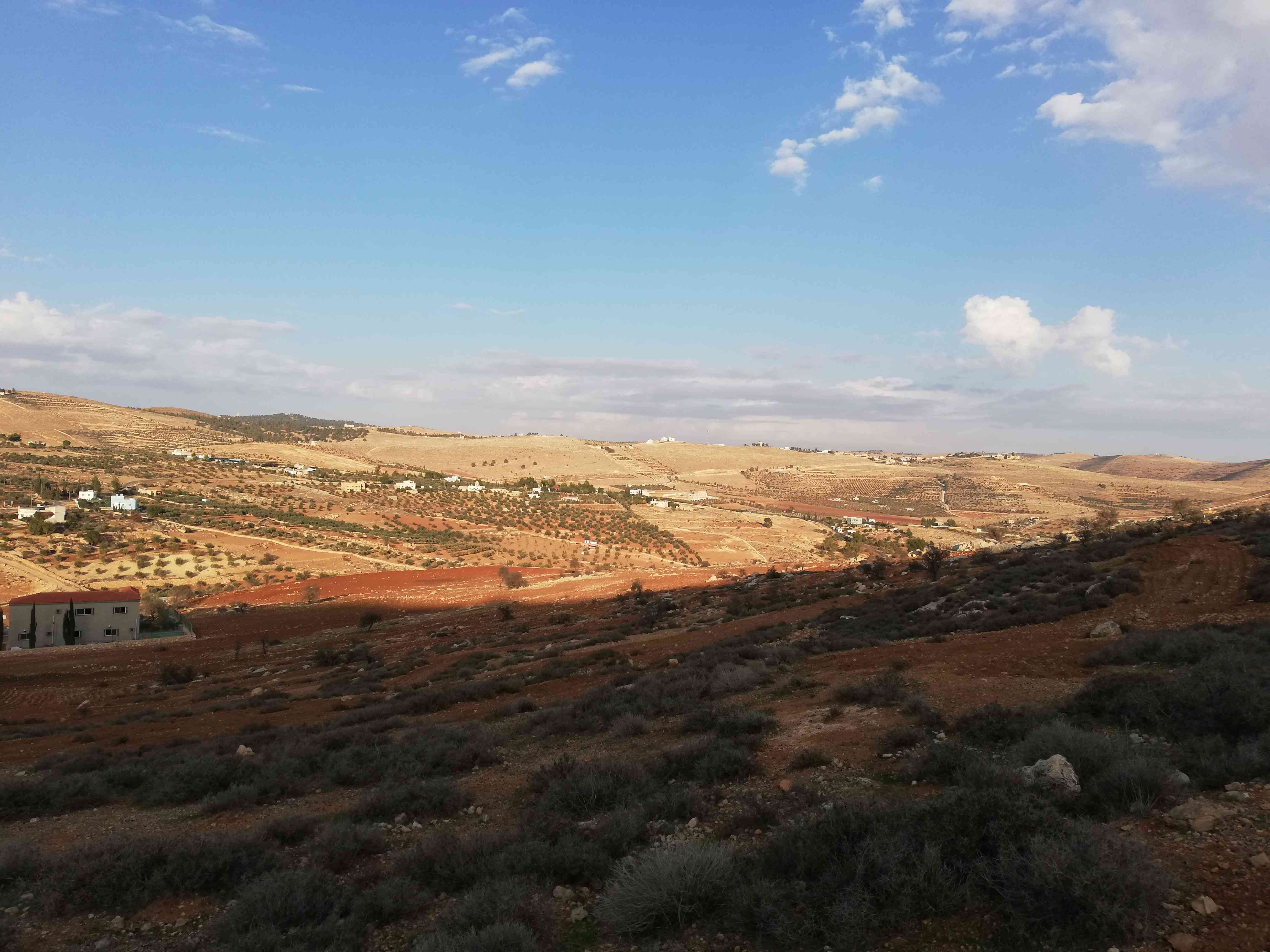 أرض للبيع في خطلة مميزة تصلح لعمل شاليه مطلة
لا تنسَ أنك شاهدت هذا الإعلان في عنكبوت
أرض للبي...
