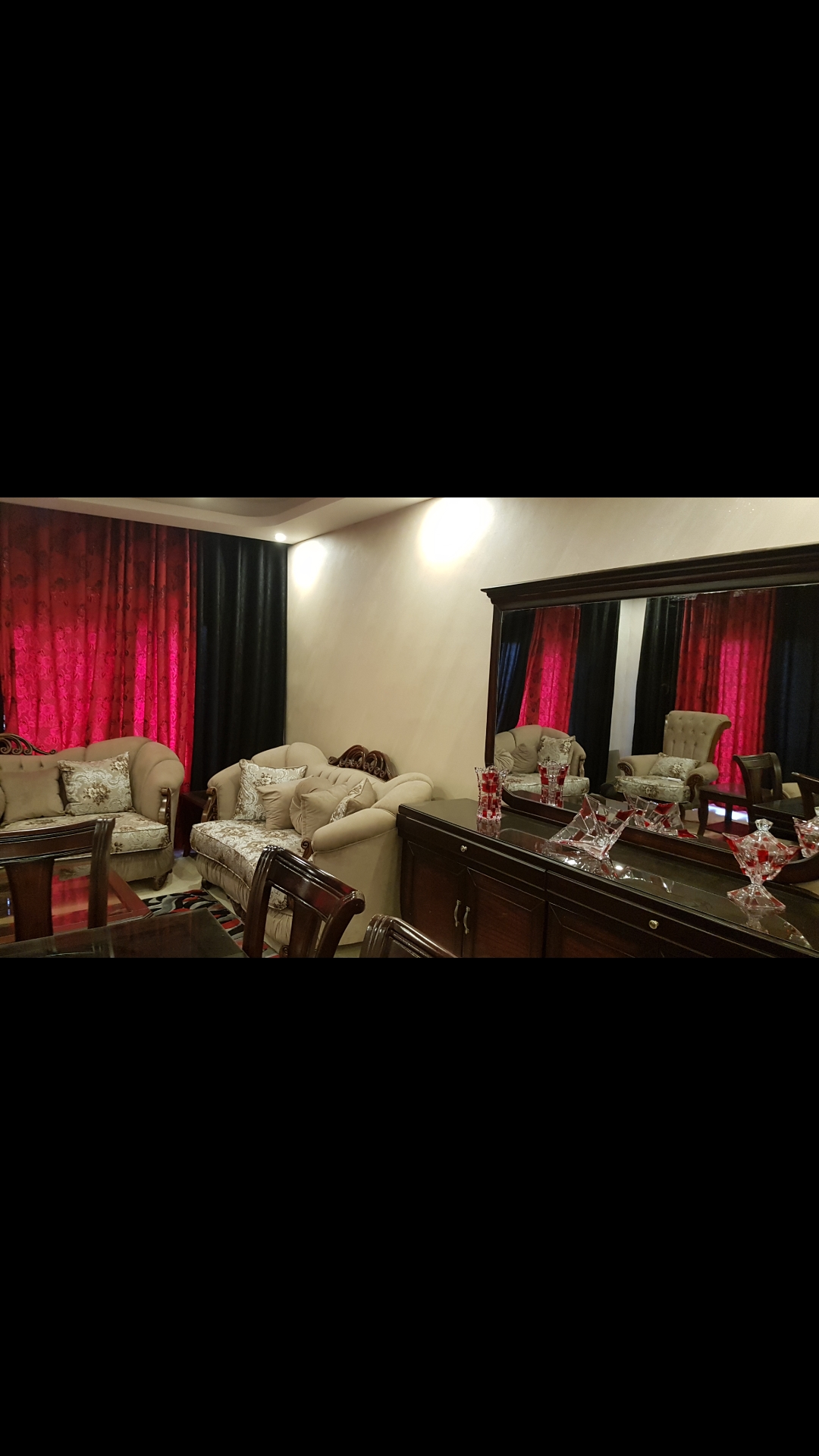 شقه للايجار في ربوة عبدون خلف الشرطه النسائيه شارع قويدر خريسات
لا تنسَ أنك شاهدت هذا الإعلان في عنكبوت...