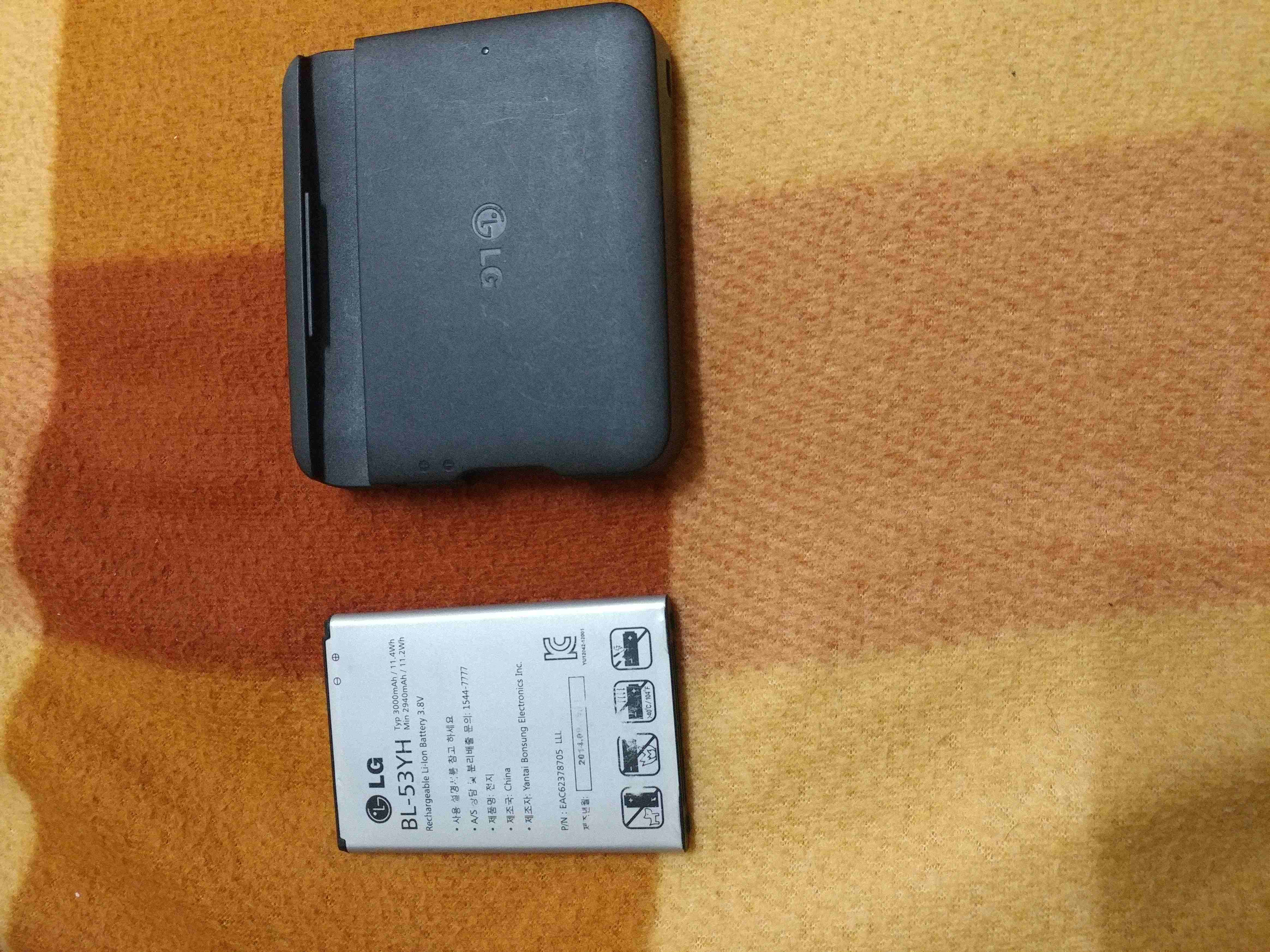 بطاريه lg g3 مع قاعده شحن خارجي                                            


	 				لا تنسَ أنك شاهدت هذا الإعلان في عنكبوت            
	 				
                            مستعمله بحاله جيده...