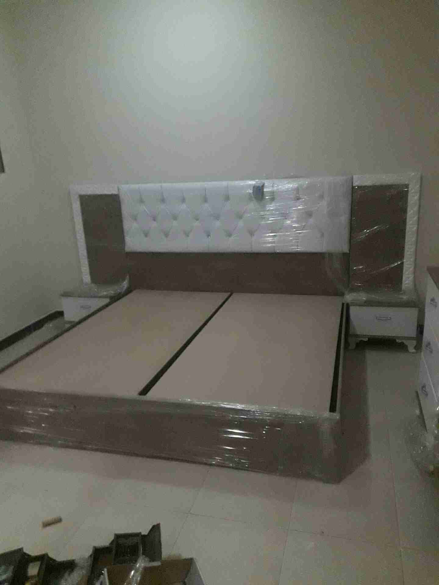 مصنع لإنتاج غرف النوم الوطنى نفرين جميع الأوان خشب لامنتك
لا تنسَ أنك شاهدت هذا الإعلان في عنكبوت...