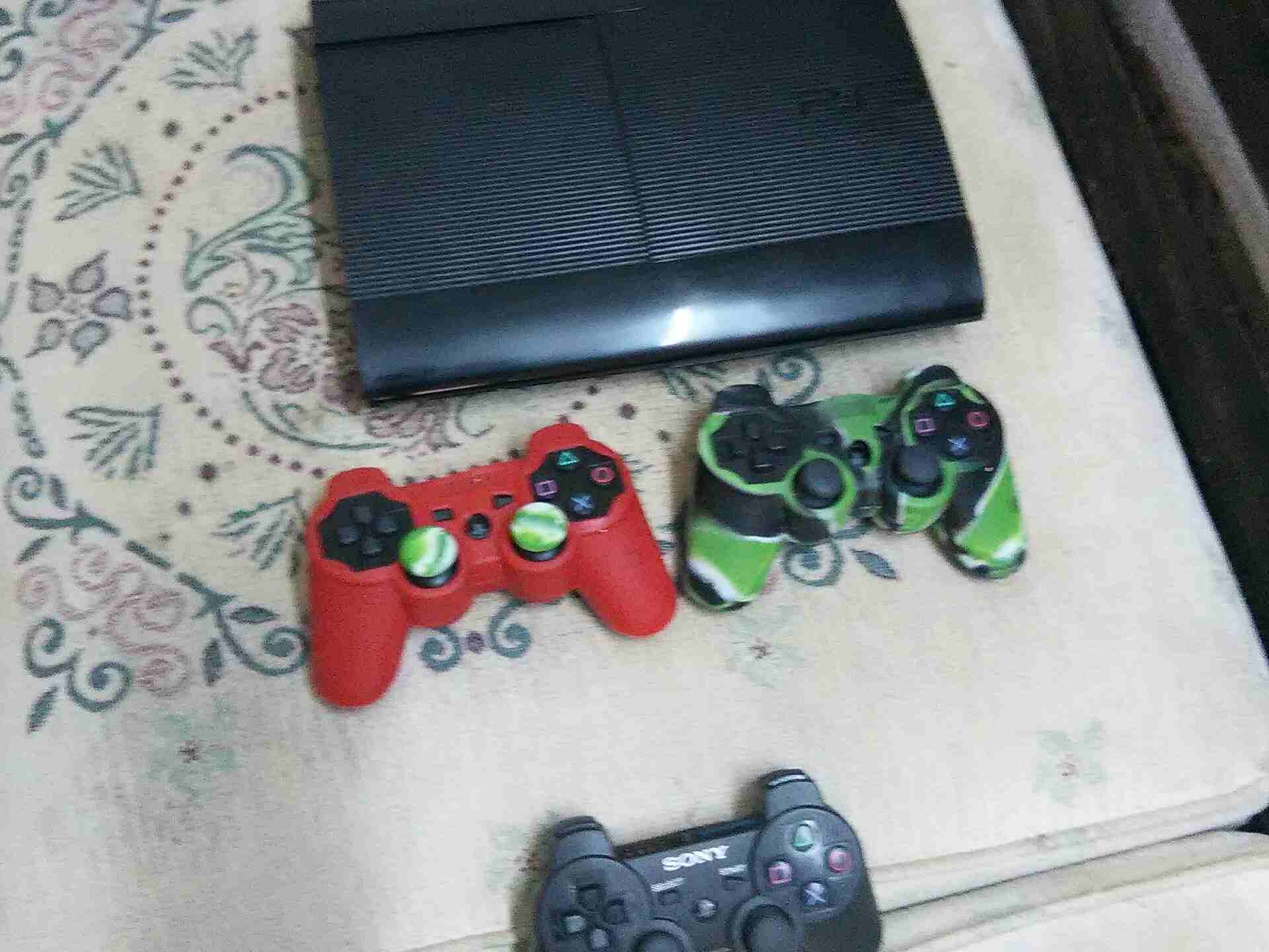 Ps3للبيع بحاله جيده استخدام شهرين فقط                                            


	 				لا تنسَ أنك شاهدت هذا الإعلان في عنكبوت            
	 				
                            للبيع120او للبدل اي...