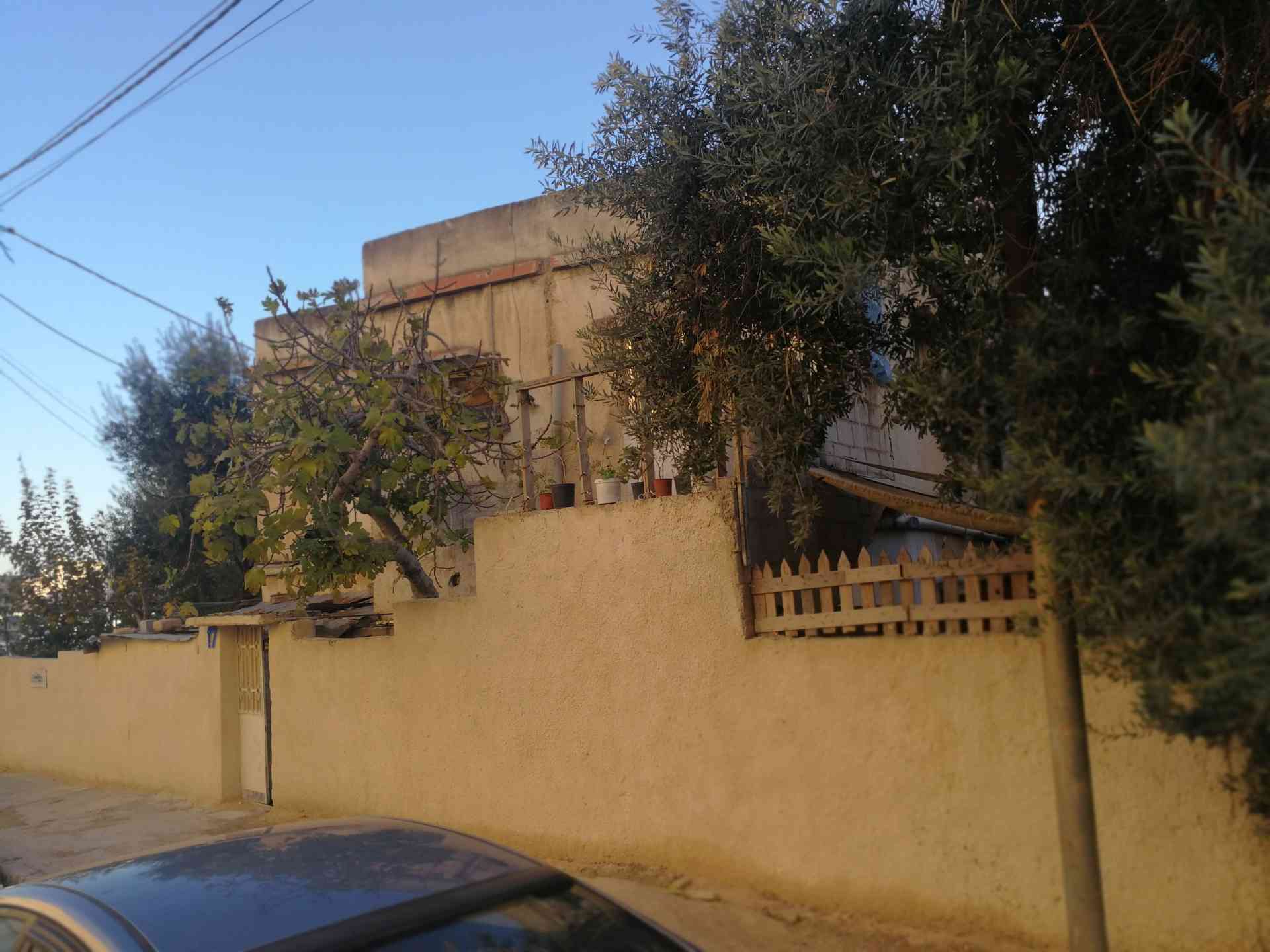 بيت مستقل لقطه مقابل الاستقلال مول مباشرة على شارعين                                            


	 				لا تنسَ أنك شاهدت هذا الإعلان في عنكبوت...
