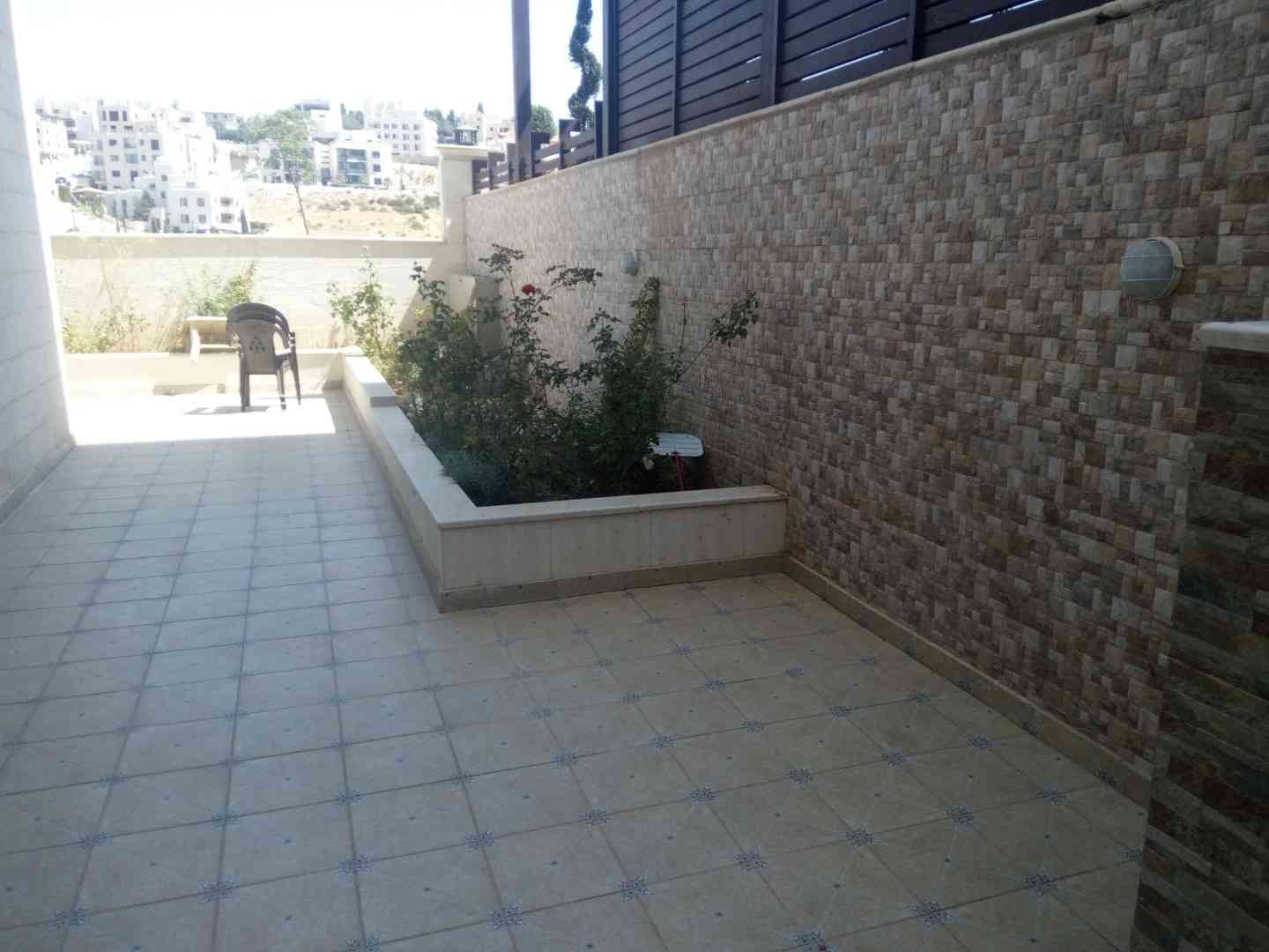 شقة للبيع فاخرة جديدة عصرية ارضية ديرغبار 240م نرسات وحديقة 180م
لا تنسَ أنك شاهدت هذا الإعلان في عنكبوت...