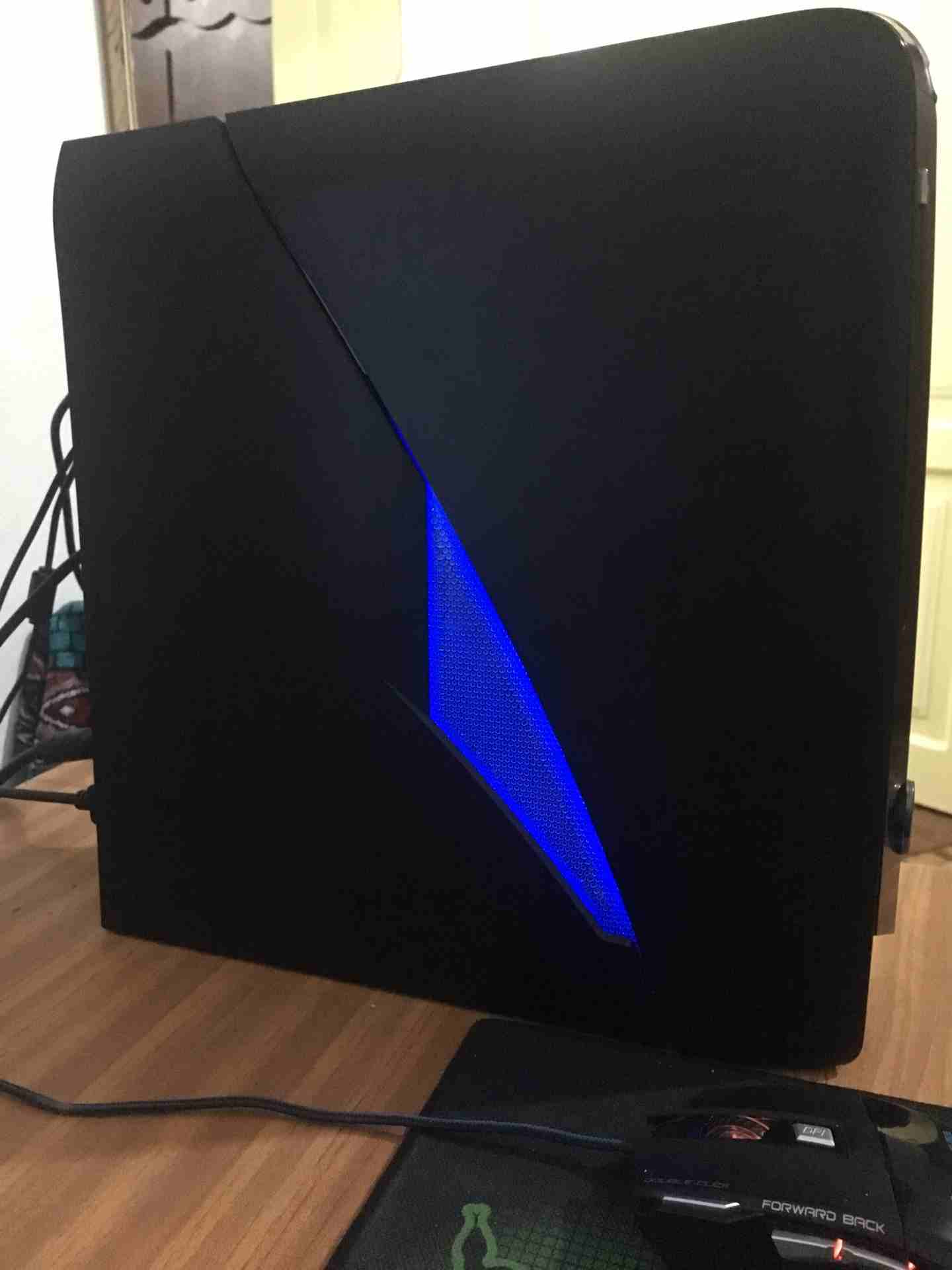 كمبيوتر ألعاب Alienware x51 مع شاشة Lg
لا تنسَ أنك شاهدت هذا الإعلان في عنكبوت
كمبيوتر العاب للبي...