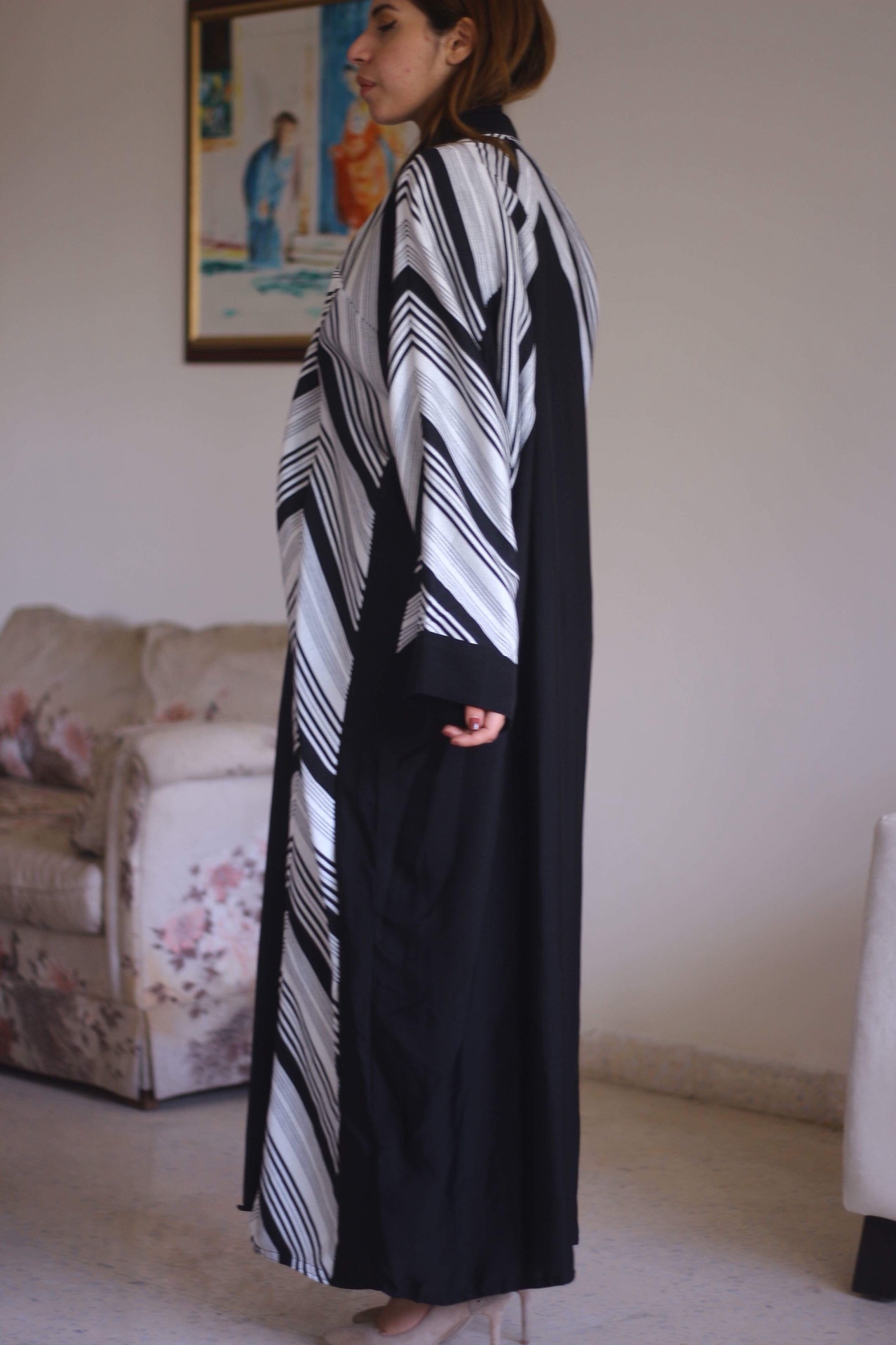 New handmade abayas by a saudi designer. عبايات فخمة من مصممة سعودية
لا تنسَ أنك شاهدت هذا الإعلان في عنكبوت...