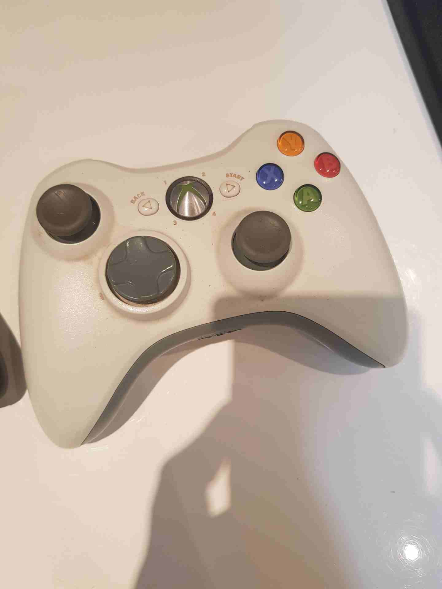يدين اكس بوكس 360 شبه جديدين
لا تنسَ أنك شاهدت هذا الإعلان في عنكبوت
يدين اكس بوكس 360 شبه جديدة...