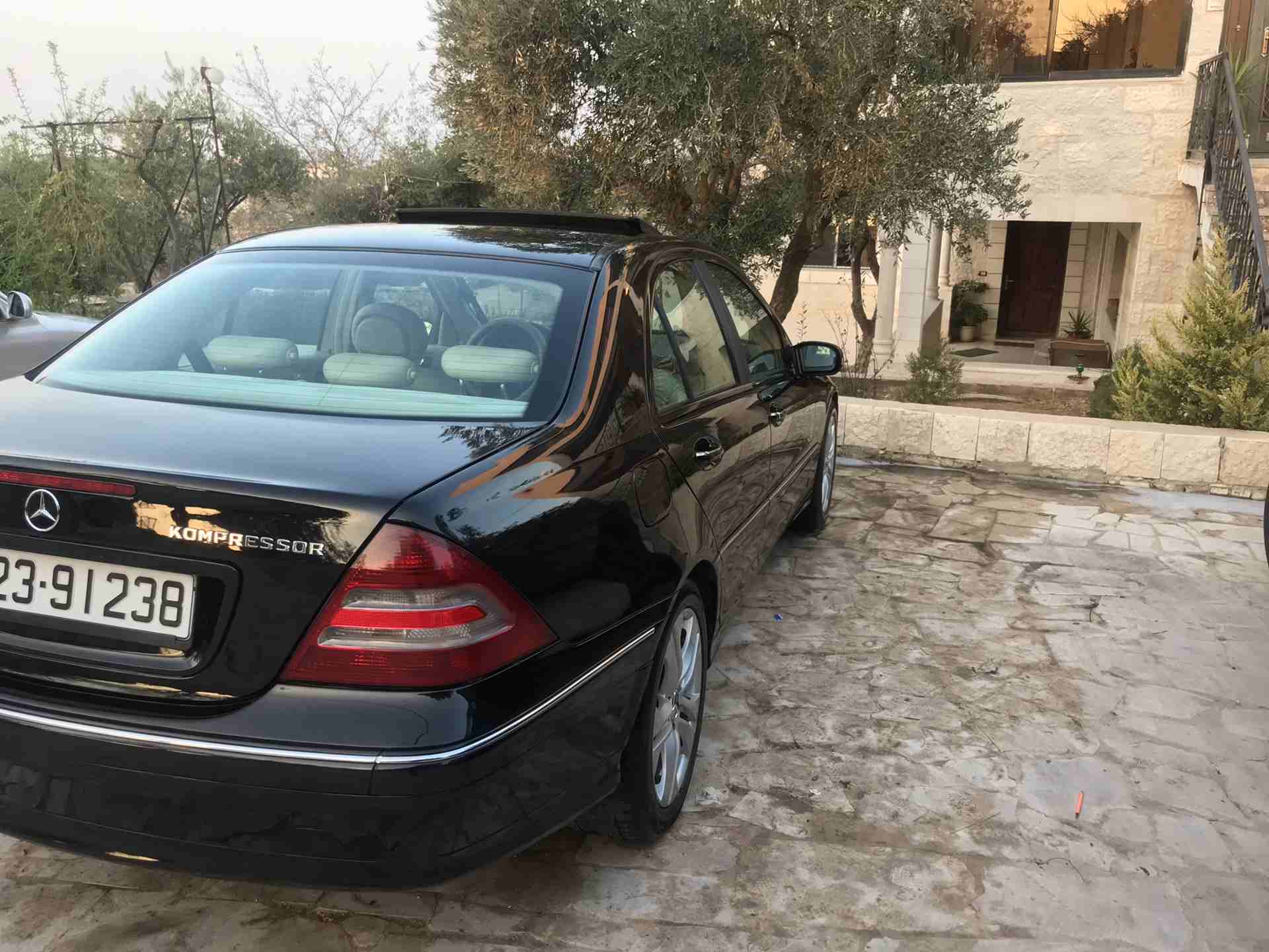 مرسيدس c200 موديل 2005 فحص كامل وبحاله الوكاله
لا تنسَ أنك شاهدت هذا الإعلان في عنكبوت
مرسيدس c20...