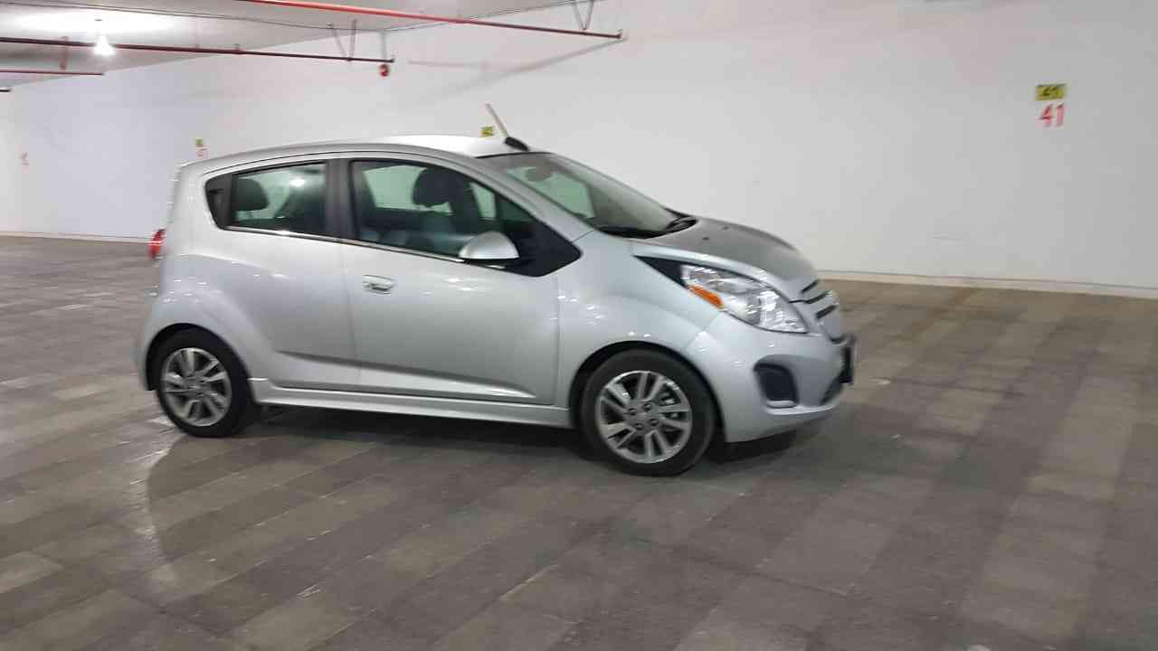 2015 CHEVROLET SPARK EV LT
لا تنسَ أنك شاهدت هذا الإعلان في عنكبوت
شيفروليه سبارك موديل 2015...
