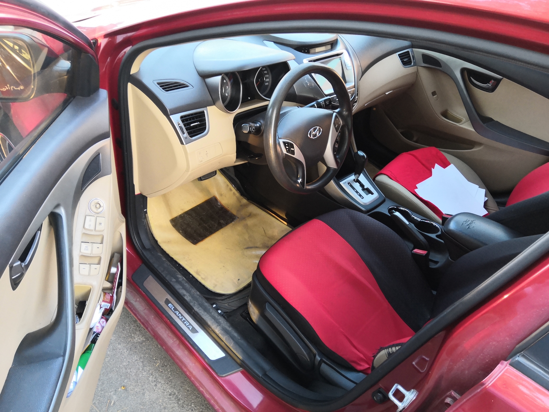 Hyundai Elantra 2013 automatic Mid Option
لا تنسَ أنك شاهدت هذا الإعلان في عنكبوت
1.8 cc
Goo...