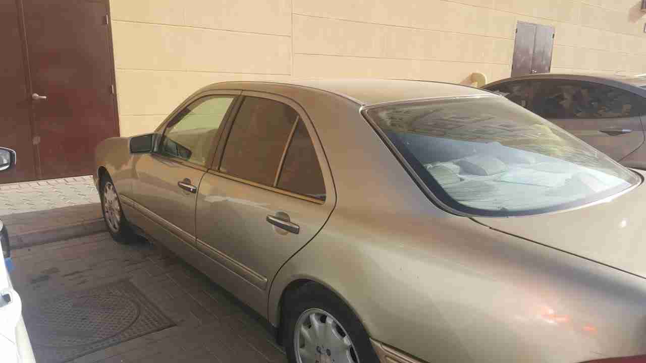 Mercedes E320 - Expat Owned non accidented family Car
لا تنسَ أنك شاهدت هذا الإعلان في عنكبوت...