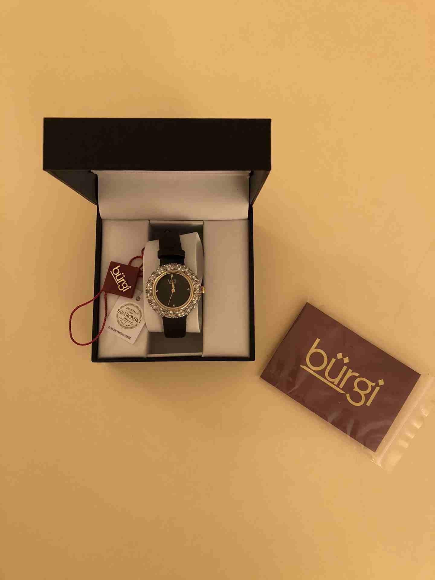 ساعات نسائيه اصليه مرصعة بكرستال سوارفيسكي burgi
لا تنسَ أنك شاهدت هذا الإعلان في عنكبوت
(( الرجا...