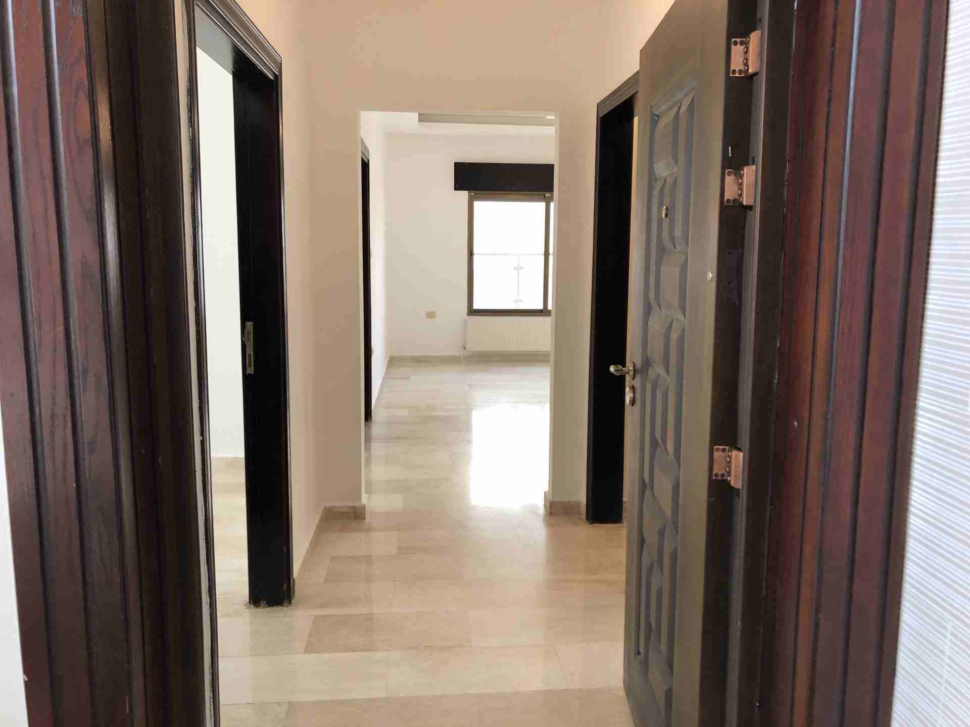 شقة مميزة للايجار 195 م. بضاحية النخيل
لا تنسَ أنك شاهدت هذا الإعلان في عنكبوت
شقة طابق ثاني مسا...