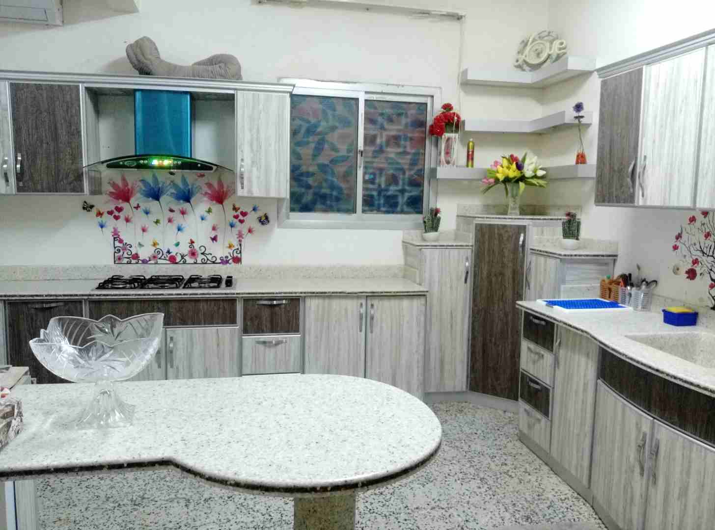 » مطبخ ألمنيوم بحالة ممتازة جدا للبيع
لا تنسَ أنك شاهدت هذا الإعلان في عنكبوت
مطبخ ألمنيوم...