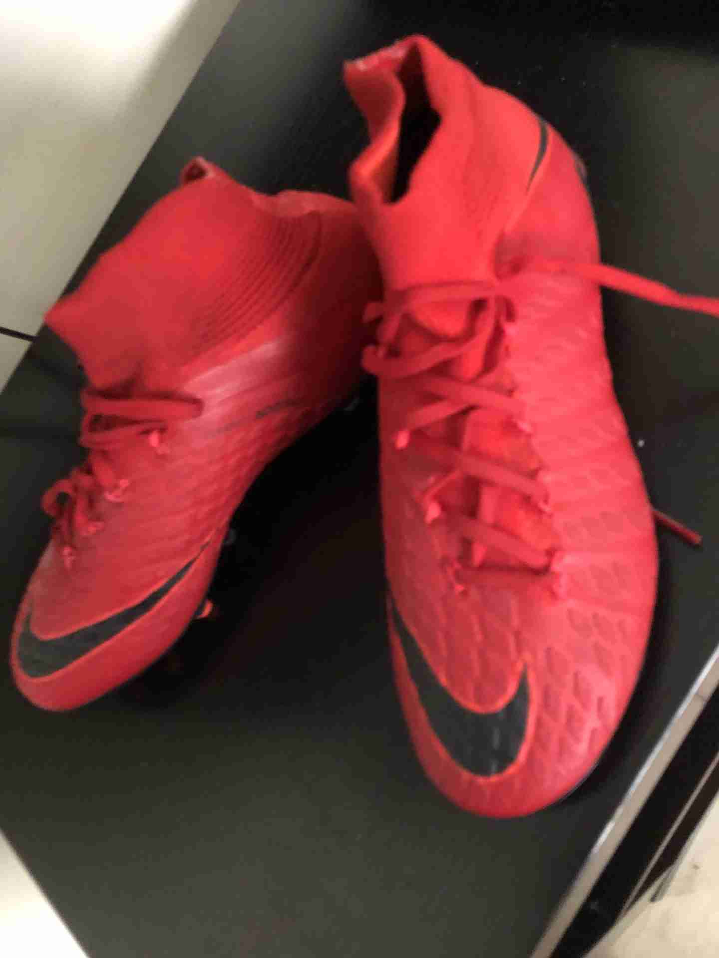 nike shoes barely used يادوب مستعمل
لا تنسَ أنك شاهدت هذا الإعلان في عنكبوت
يا دوب مستعمل، نم...