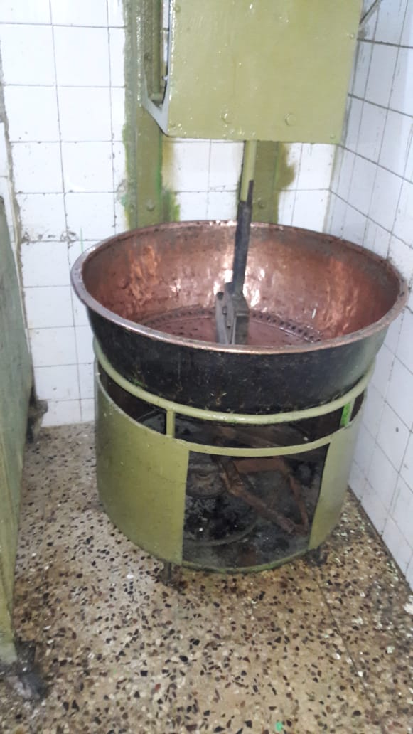 معدات مصنع حلويات للبيع
لا تنسَ أنك شاهدت هذا الإعلان في عنكبوت
طاولات حديد مع ستانلس استيل...