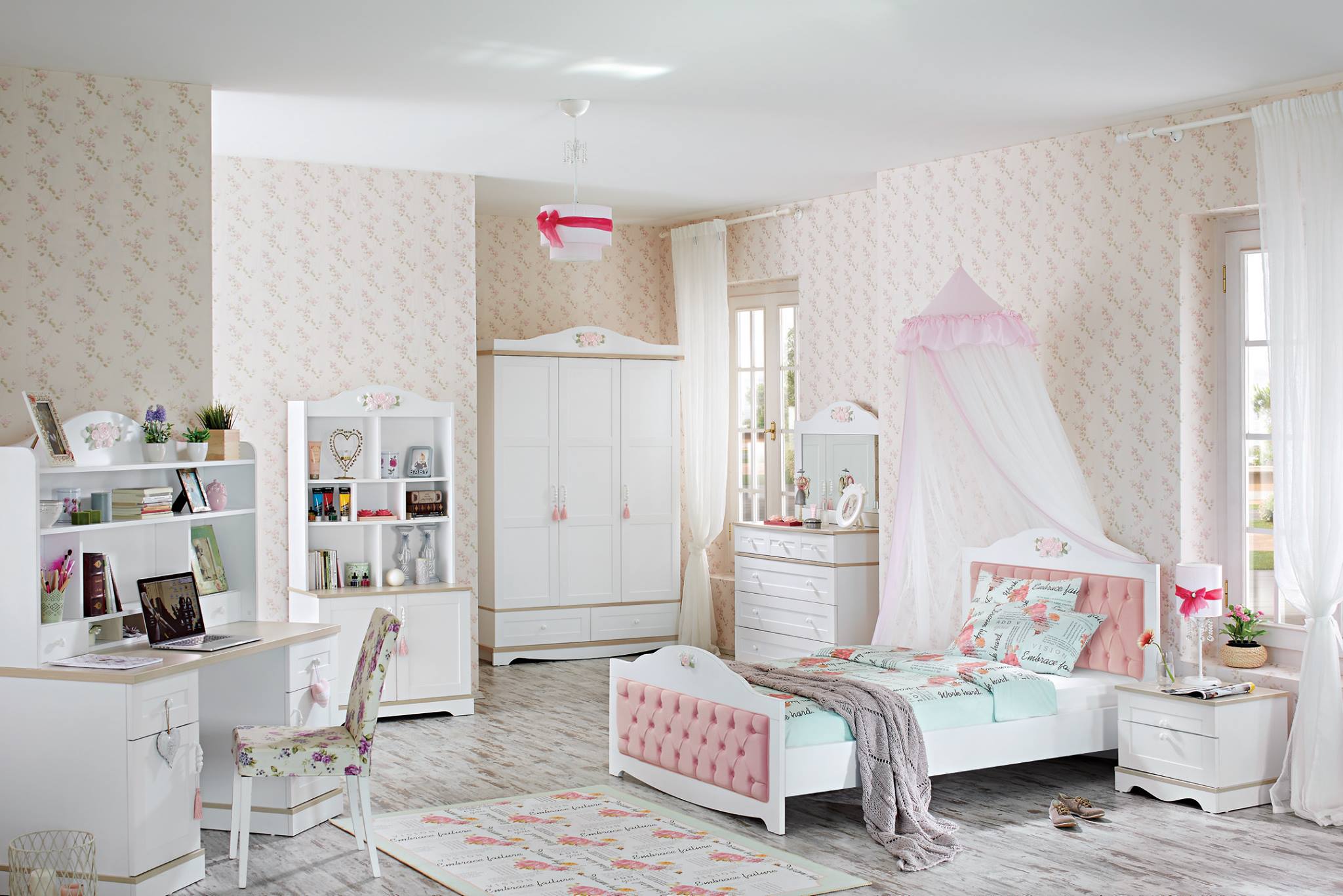 غرف نوم اطفال / شباب بمواصفات اوروبيه
لا تنسَ أنك شاهدت هذا الإعلان في عنكبوت
KIDS HOME...