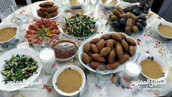 الشيف ام نور التواص والمناسبات خبره 20 سنه اكلات اردنيه سوريه طبخات اردنيه شاميه
لا تنسَ أنك شاهدت هذا الإعلان في عنكبوت...