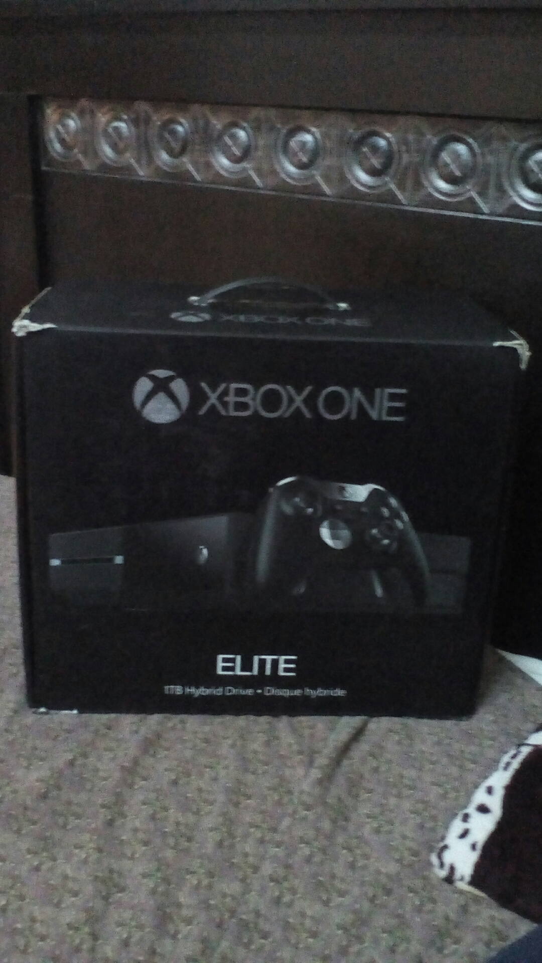 Xbox One console Elite للبدل على تلفون حديث
لا تنسَ أنك شاهدت هذا الإعلان في عنكبوت
Xbox one...