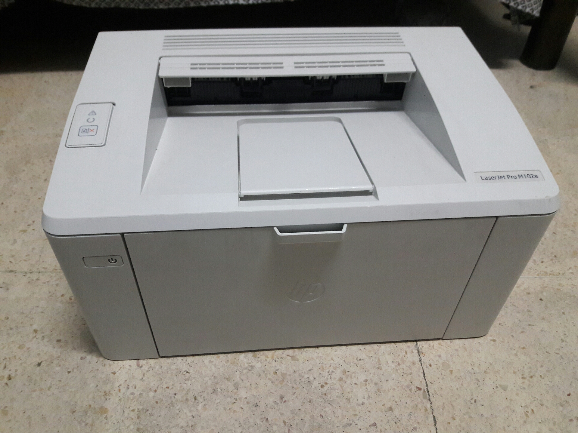 طابعه hp ليزر نظيفة بحاله الوكالة
لا تنسَ أنك شاهدت هذا الإعلان في عنكبوت
نظيفة استعمال خفيف...