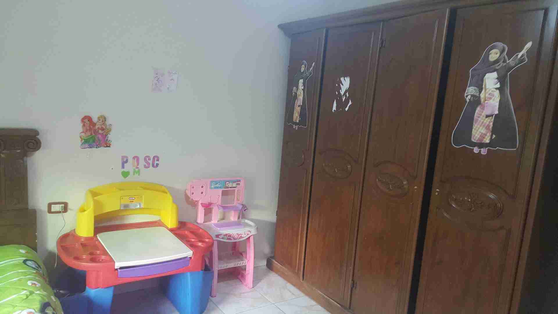 للبيع المستعجل غرفة اطفال تخت مفرد ونص وخزانه ومكتب امريكي ومكتب دراسه
لا تنسَ أنك شاهدت هذا الإعلان في عنكبوت...