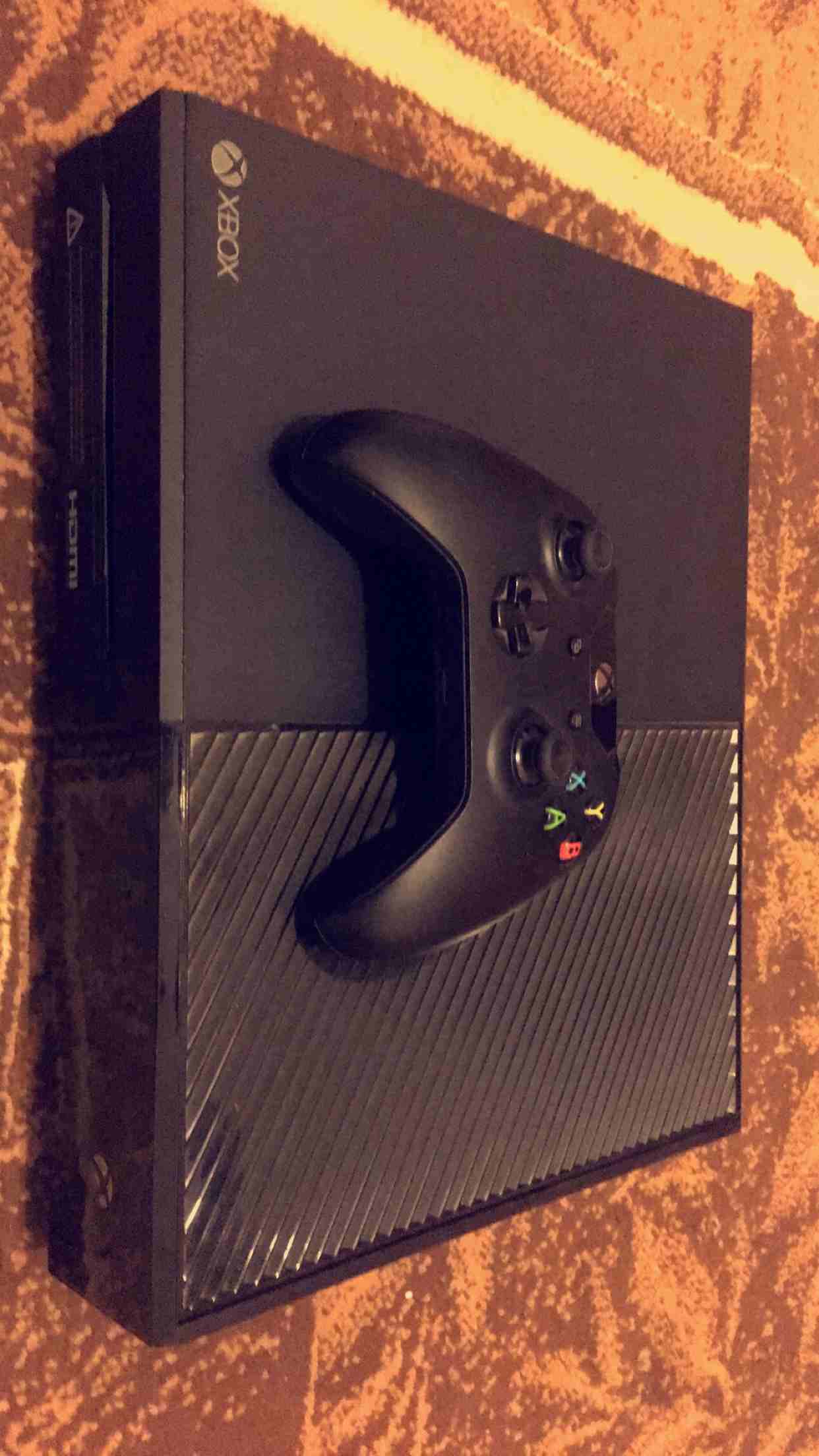 Xbox one                                            


	 				لا تنسَ أنك شاهدت هذا الإعلان في عنكبوت            
	 				
                            Xbox console   2 original hands...