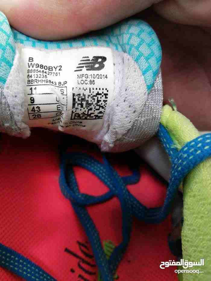 حذاء رياضي Newbalance مريح جدا عالمشي
لا تنسَ أنك شاهدت هذا الإعلان في عنكبوت
بالة
نمرة 43
التوصي...