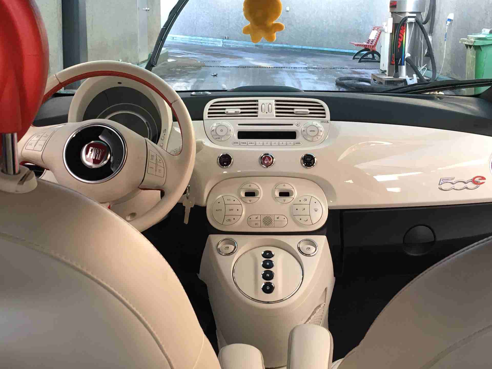 فيات 500e بحالة الوكالة
لا تنسَ أنك شاهدت هذا الإعلان في عنكبوت
فيات 2015
فيات 500e موديل 2015 ب...