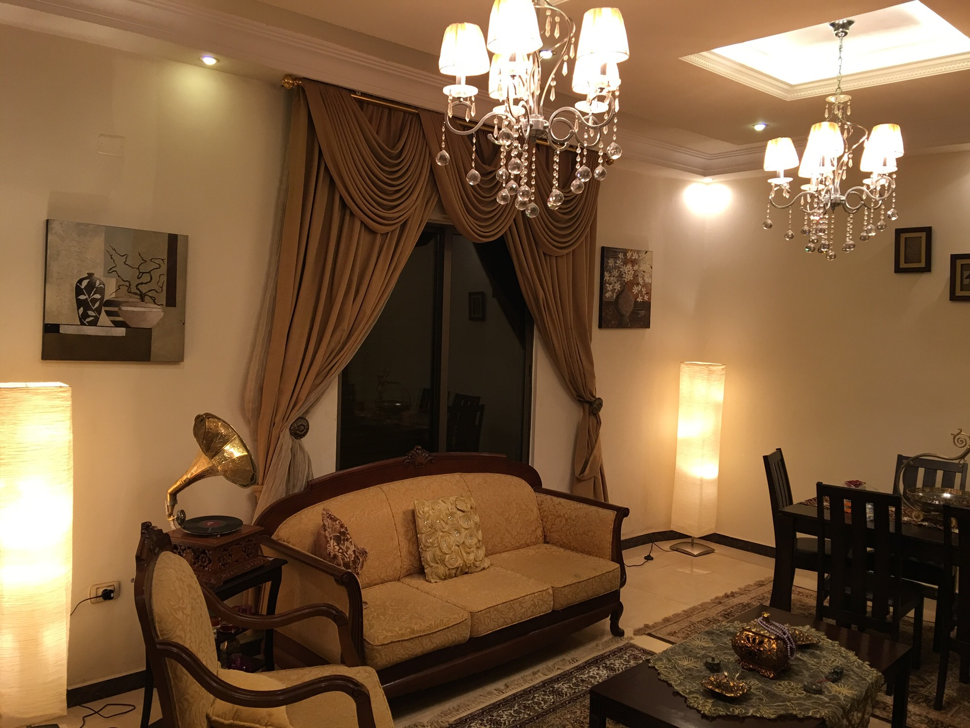 Ground Floor apartment for sale in Amman
لا تنسَ أنك شاهدت هذا الإعلان في عنكبوت
شقة ارضي184...