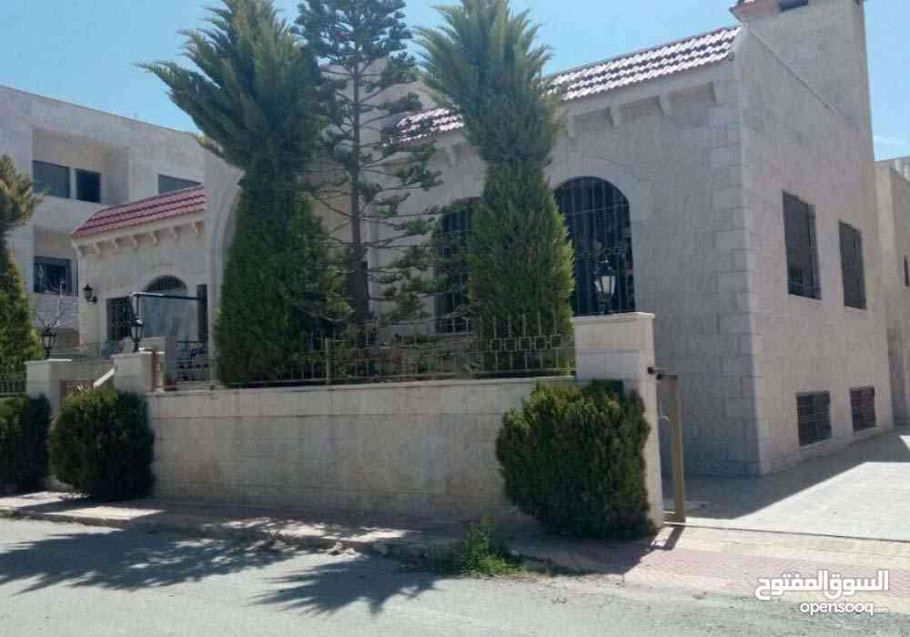 فيلا مستقله ارض 750م بناء 550م في شارع المدينة الطبيه                                            


	 				لا تنسَ أنك شاهدت هذا الإعلان في عنكبوت...