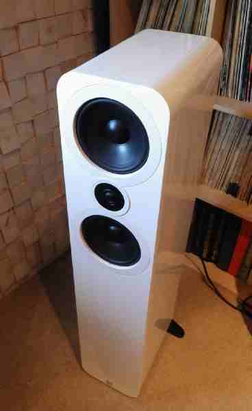 Premium Home Cinema Speakers from Q-Acoustics (UK).
لا تنسَ أنك شاهدت هذا الإعلان في عنكبوت
Premi...