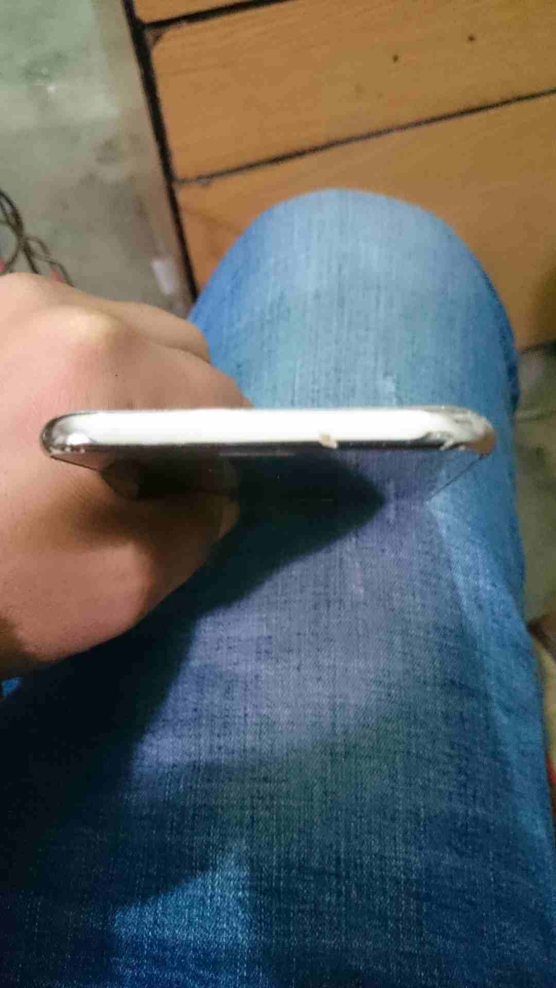 سامسونج جي سفن كور j7 كور لون ذهبي حالته ممتازه بدون اغراض للبيع او البدل
لا تنسَ أنك شاهدت هذا الإعلان في عنكبوت...