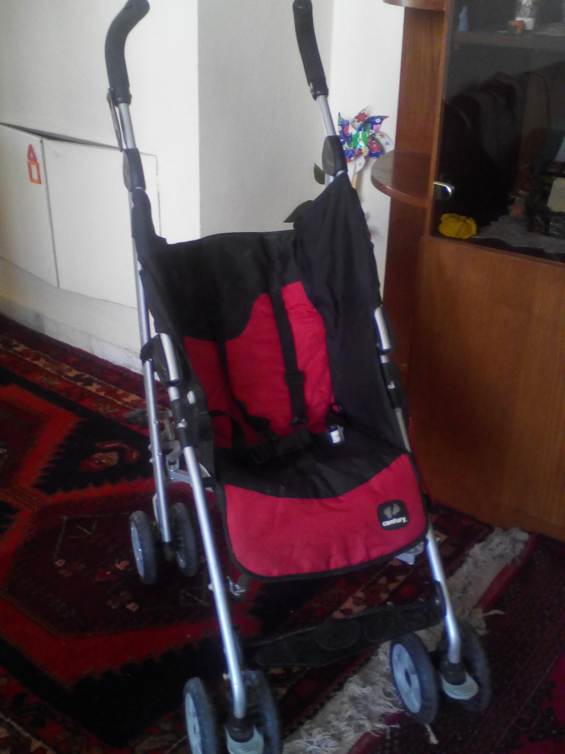 century baby stroller عرباية                                            


	 				لا تنسَ أنك شاهدت هذا الإعلان في عنكبوت            
	 				
                                عرباية نوع century 
السع...