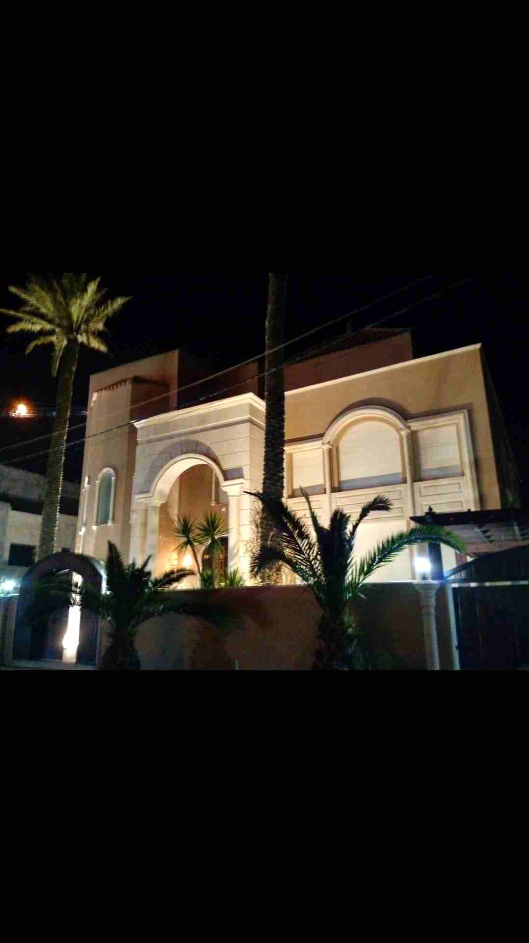 فيلا فخمة للإيجار في عبدون                                            


	 				لا تنسَ أنك شاهدت هذا الإعلان في عنكبوت            
	 				
                            5 Bedroom  prime location vill...