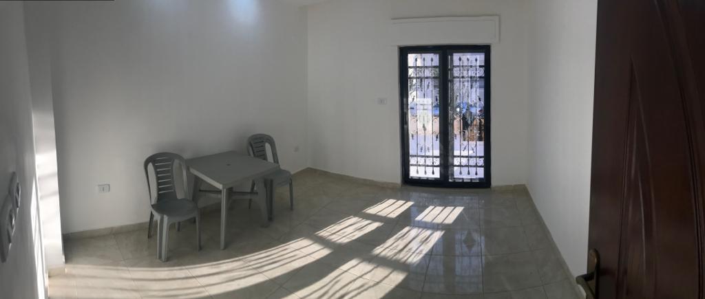 شقة ارضية مع ترس مميزة بالقرب من حي الصحابة
لا تنسَ أنك شاهدت هذا الإعلان في عنكبوت
شقة طابق...