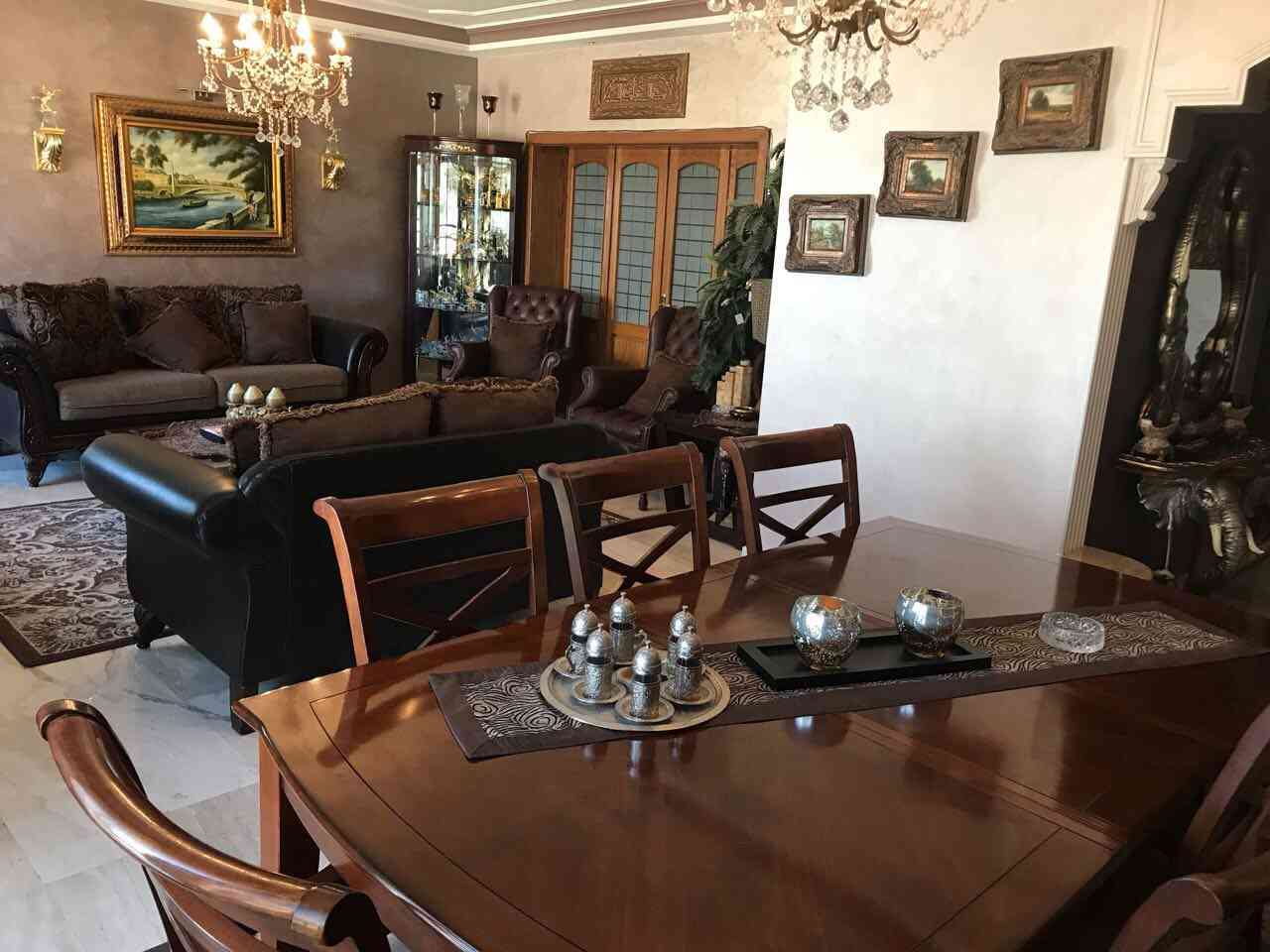 شقة طابقية للبيع 4 نوم في دير غبار
لا تنسَ أنك شاهدت هذا الإعلان في عنكبوت
شقة طابق اول ( طاب...