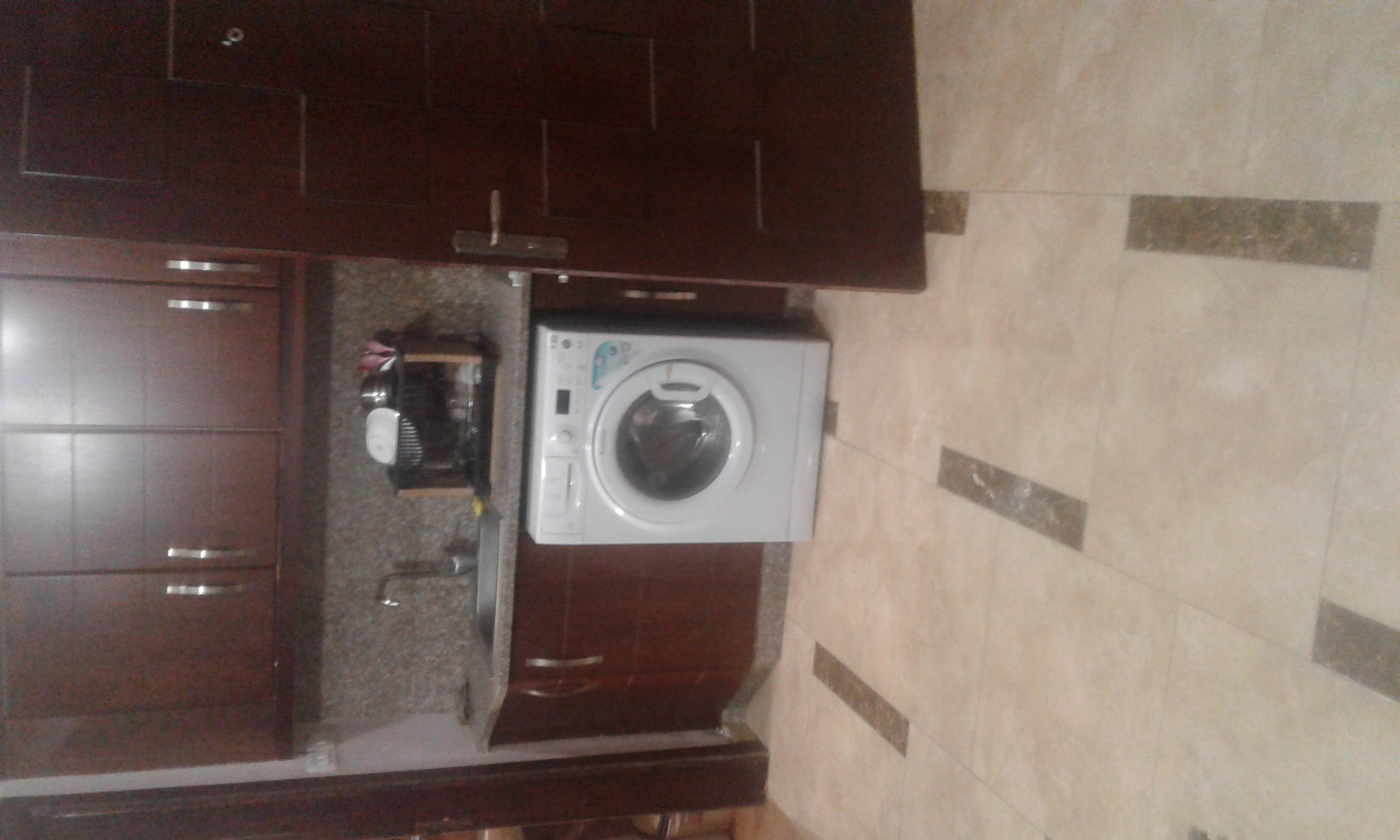 ستوديوهات مفروشه للإيجار اليومي. Full furnished studios for daily rent 35JDs
لا تنسَ أنك شاهدت هذا الإعلان في عنكبوت...