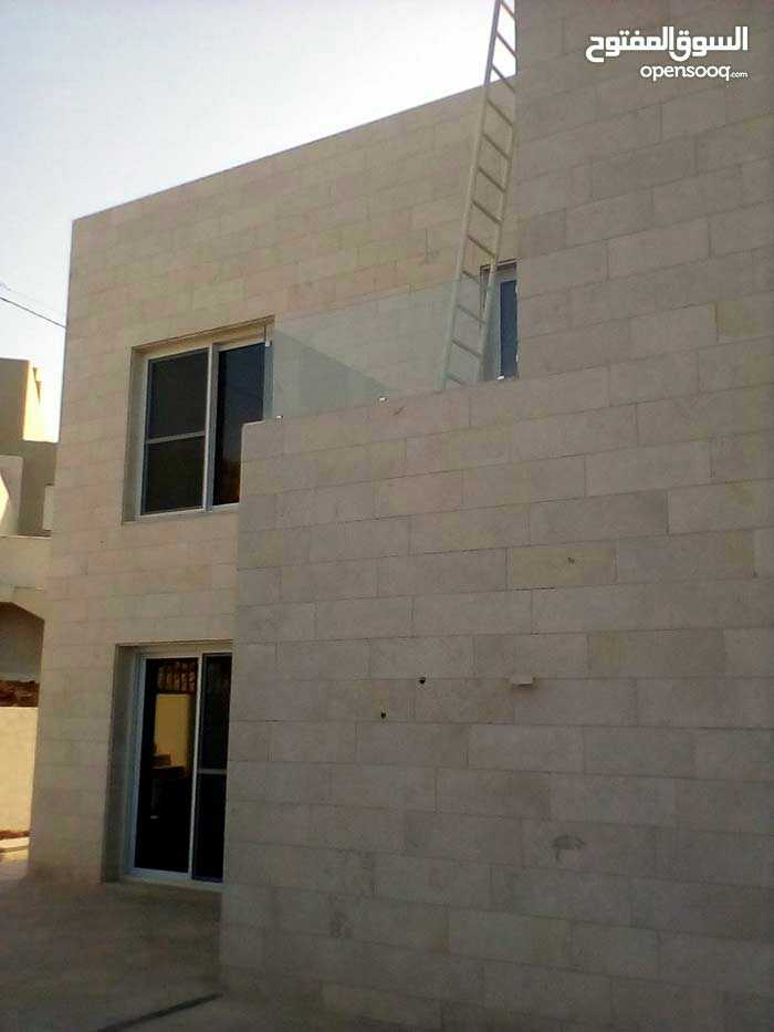 فيلا مستقلة ارض 600م بناء 400م في دابوق
لا تنسَ أنك شاهدت هذا الإعلان في عنكبوت
دابوق فيلا مس...