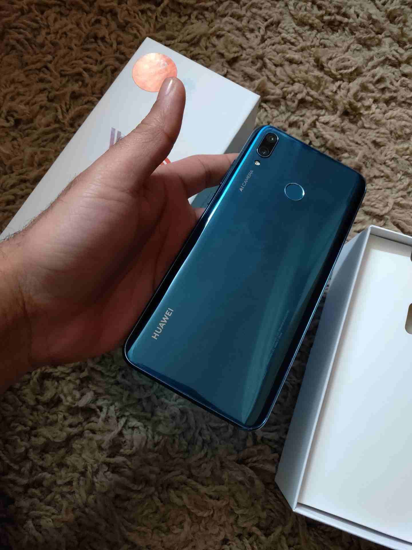huawei y9 2019 للبيع
لا تنسَ أنك شاهدت هذا الإعلان في عنكبوت
الجهاز غني عن التعريف
معه كامل اغراض...