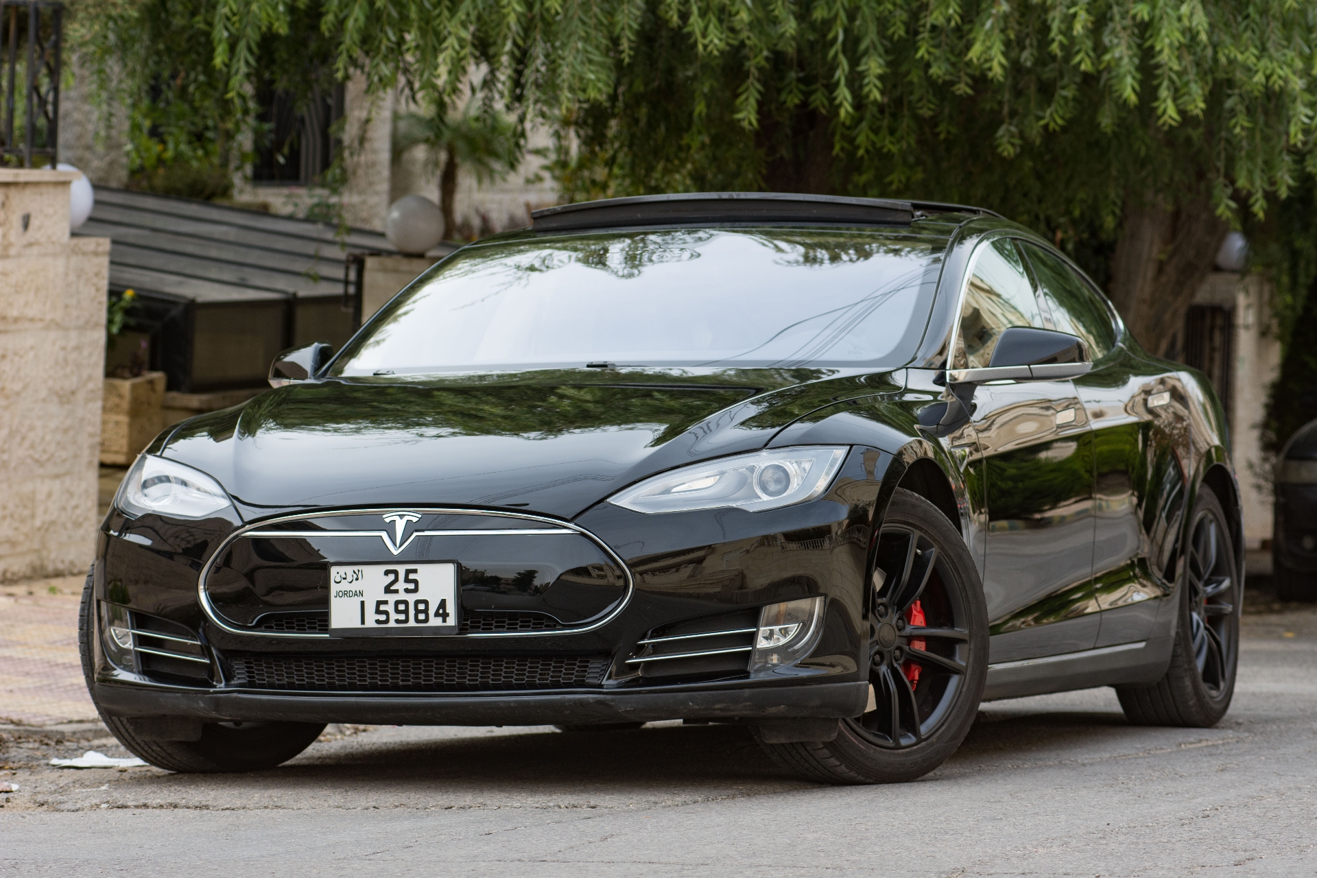 Tesla 85 تسلا 85 فحص كامل
لا تنسَ أنك شاهدت هذا الإعلان في عنكبوت
Tesla model s 85
Full Panor...