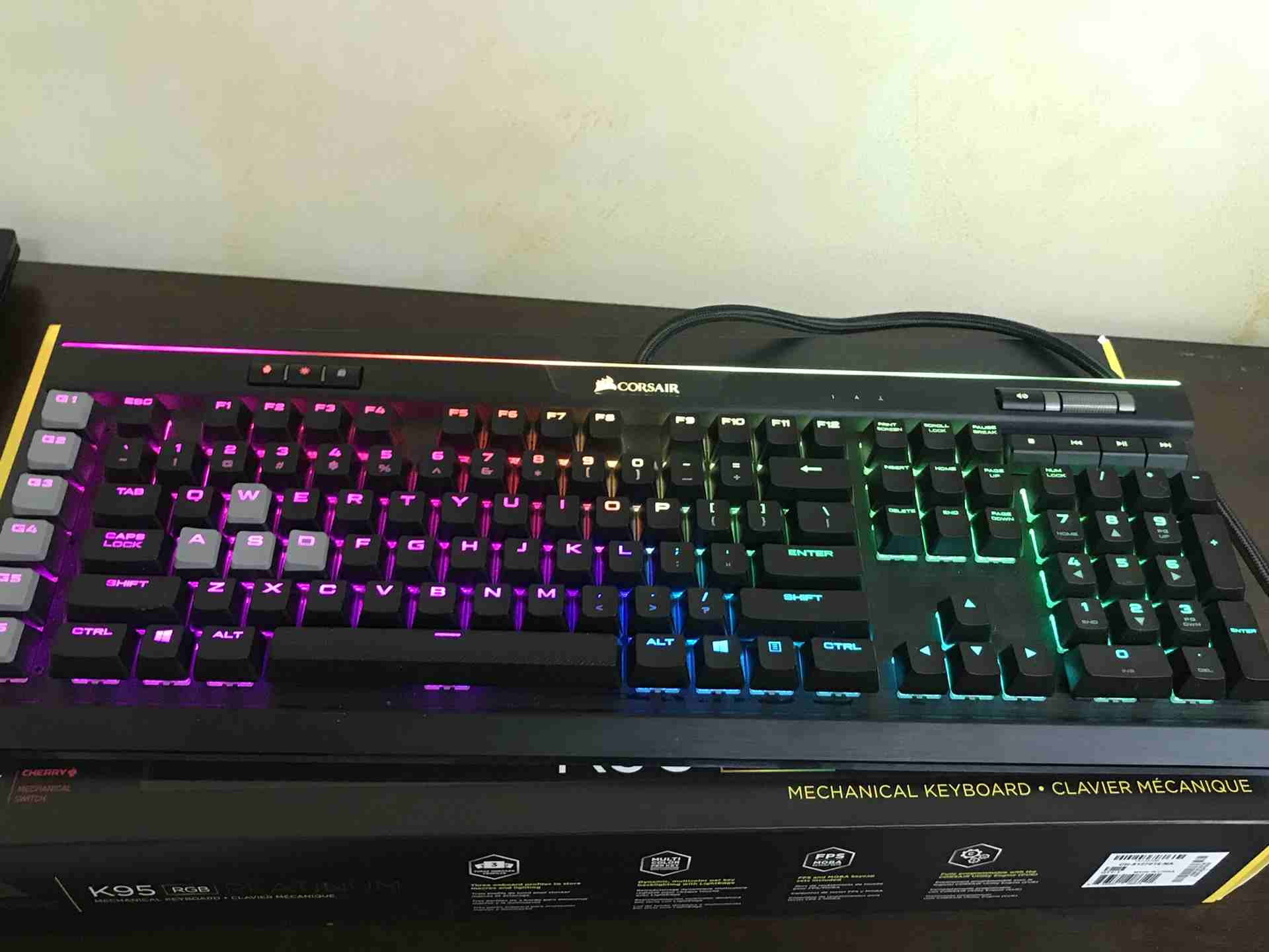كيبورد كورسير k95 rgb platinum
لا تنسَ أنك شاهدت هذا الإعلان في عنكبوت
كيبورد كورسير مستعمل 3 شهو...