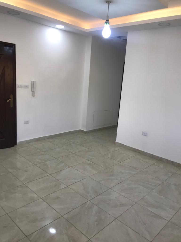 شقة ارضية مع ترس مميزة بالقرب من حي الصحابة
لا تنسَ أنك شاهدت هذا الإعلان في عنكبوت
شقة طابق...
