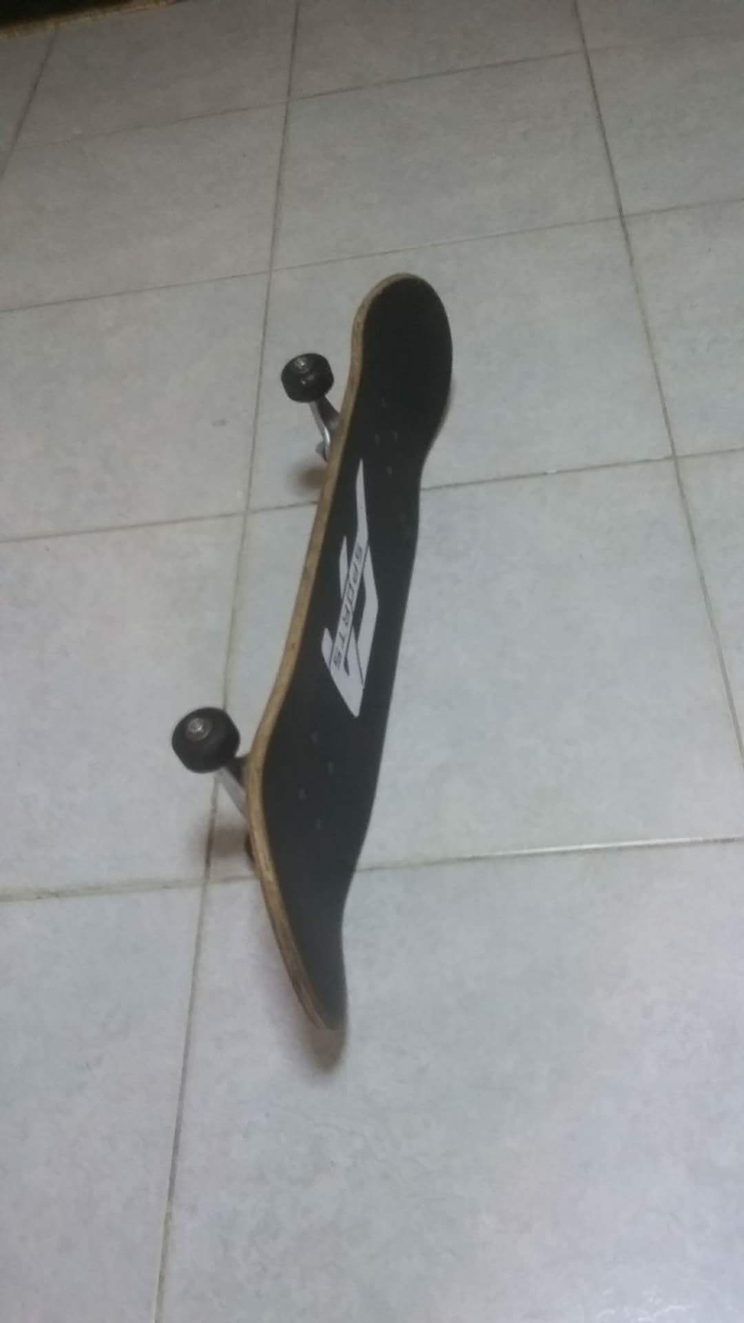 سكيت بورد اصلي FA Sports
لا تنسَ أنك شاهدت هذا الإعلان في عنكبوت
skatebord اصلي للمحترفين...
