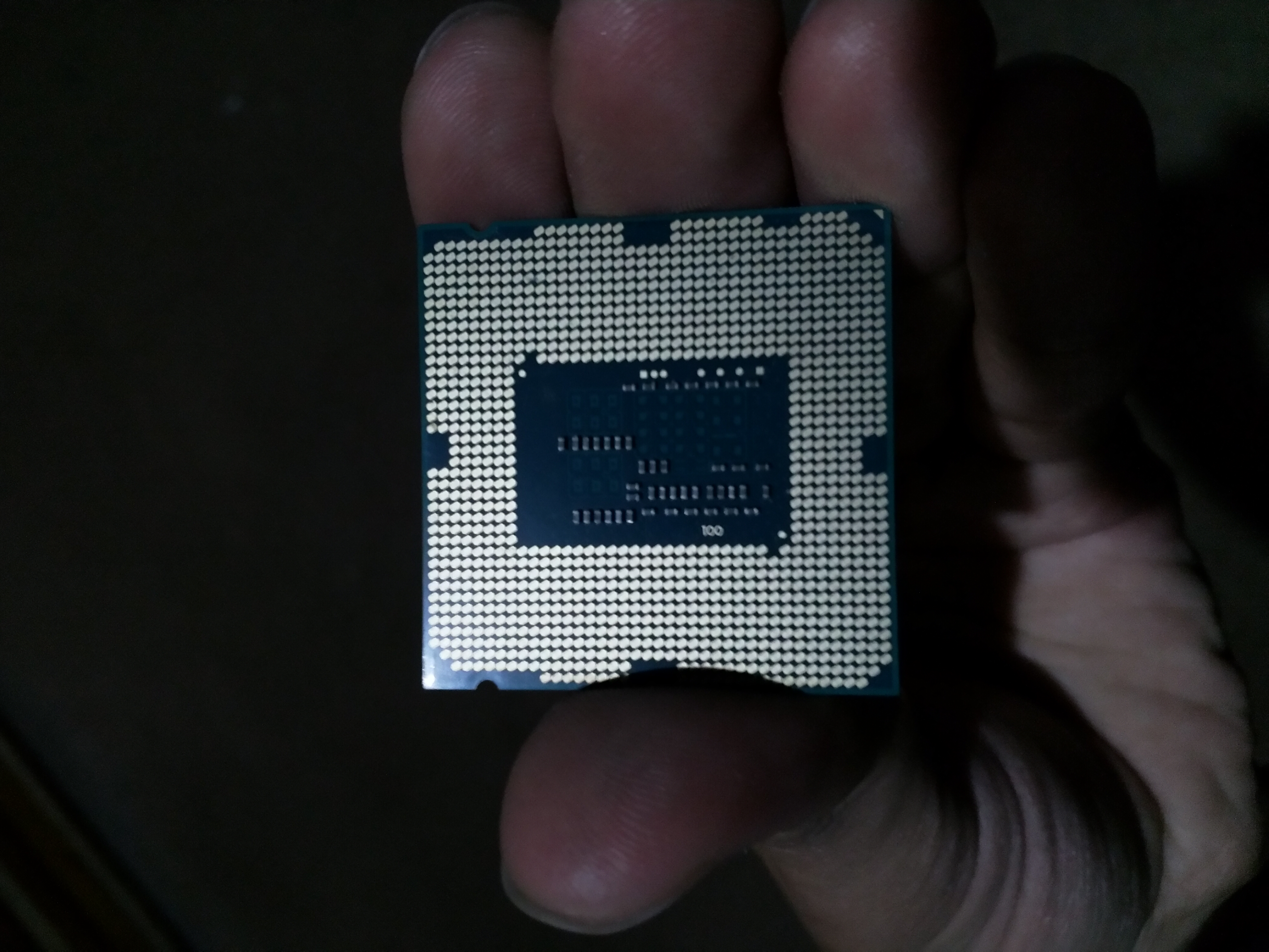 core i3 4130                                            


	 				لا تنسَ أنك شاهدت هذا الإعلان في عنكبوت            
	 				
                                3.4 ghz.. 2 cores and 4 threads. 
المعال...