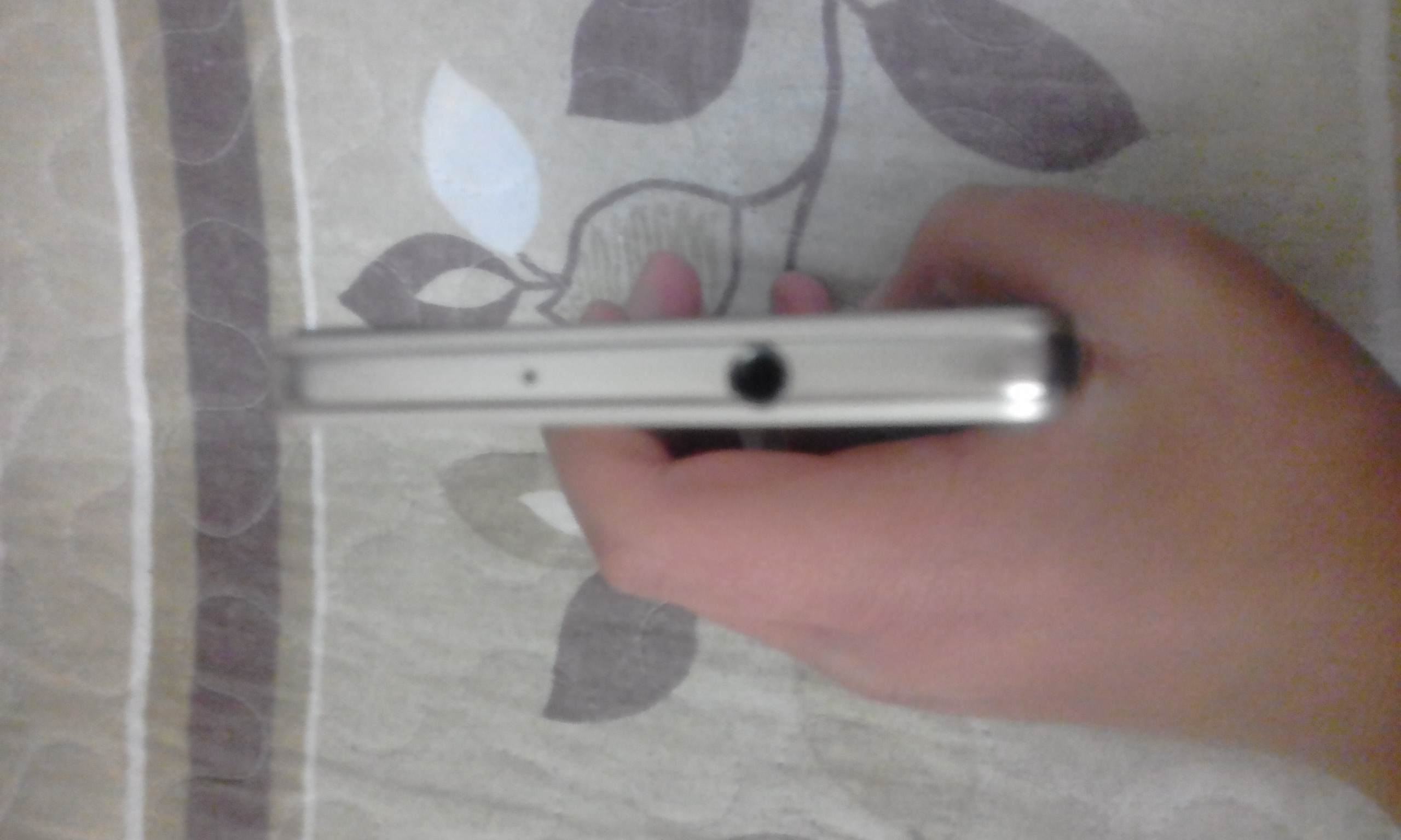 HUAWEI P8 lite
لا تنسَ أنك شاهدت هذا الإعلان في عنكبوت
الجهاز استخدام 2 شهرين بحاله وكاله مع...
