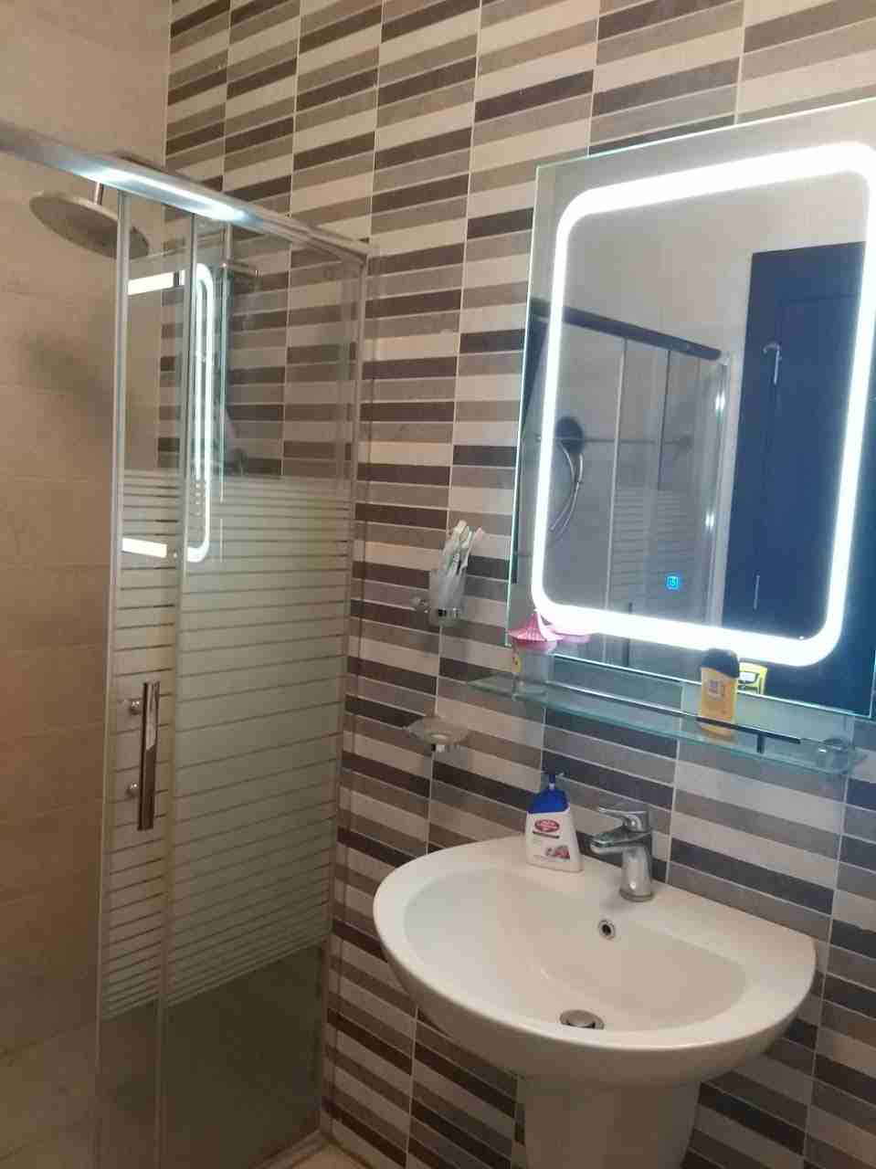 شقة فاخرة للايجار في خلدا Luxurious 2 bedroom in Khalda
لا تنسَ أنك شاهدت هذا الإعلان في عنكبوت
F...