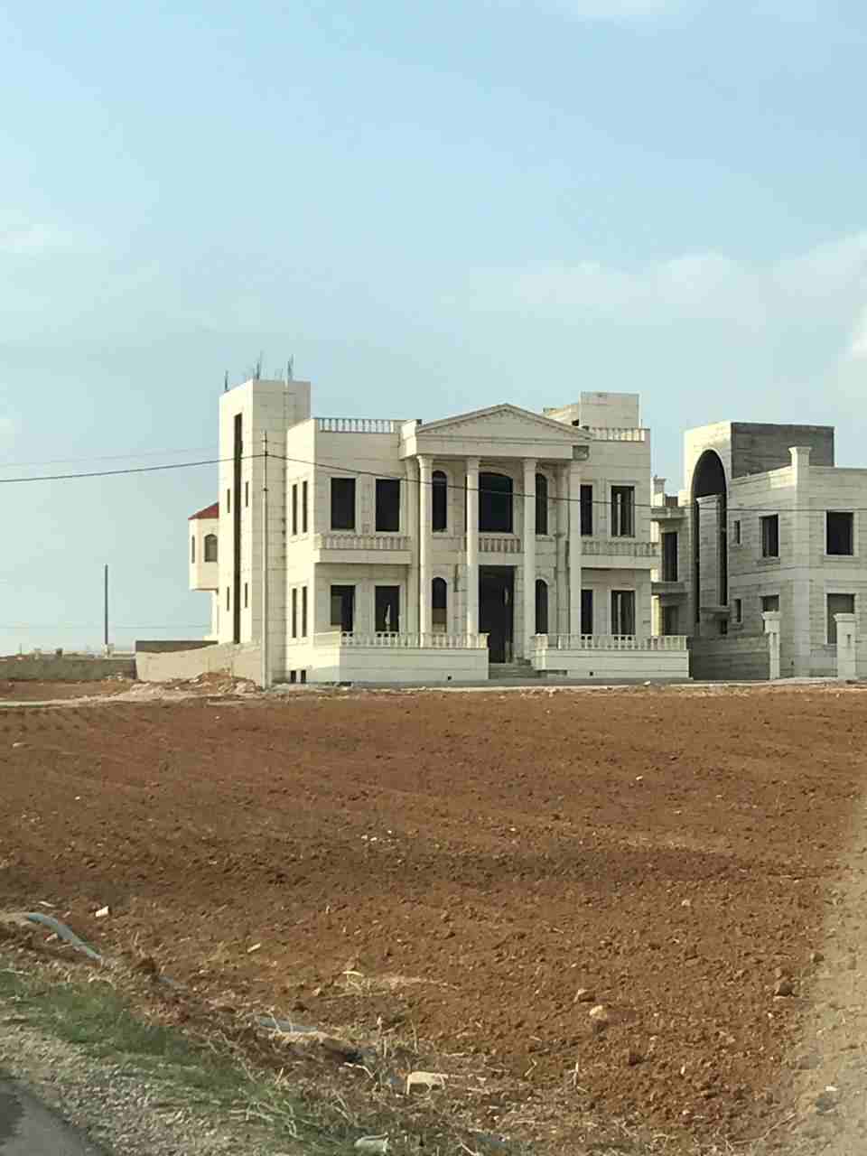 فيلا فخمة جداً طابقان او مستودع بسعر مغري                                            


	 				لا تنسَ أنك شاهدت هذا الإعلان في عنكبوت            
	 				
                            فيلا طابقان او...