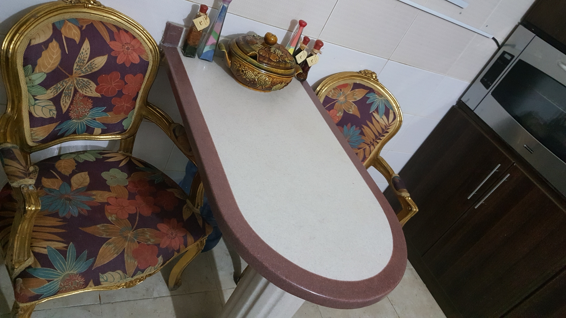 دولاب مطبخ مع فرن كهربائي وشفاط
لا تنسَ أنك شاهدت هذا الإعلان في عنكبوت
للبيع دولاب مطبخ من ا...