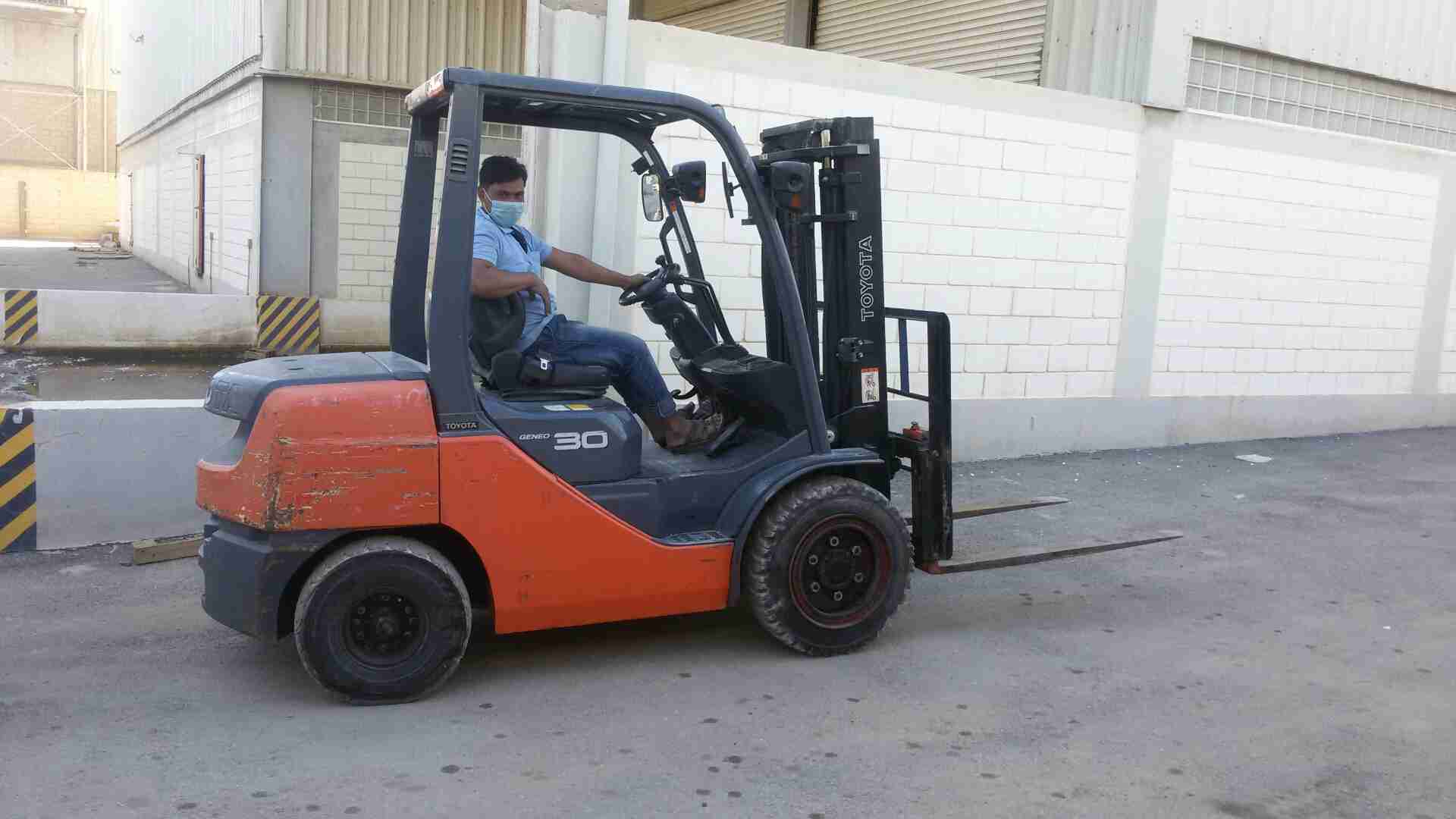 للايجار رافعات شوكية فوكلفت كرينات ونش ج/0501452326
لا تنسَ أنك شاهدت هذا الإعلان في عنكبوت
م...