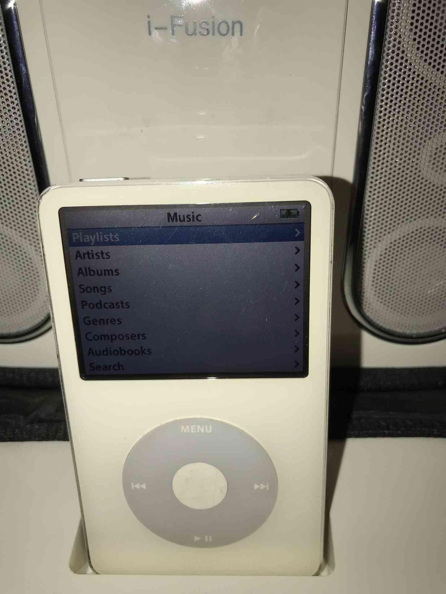 سماعه IPod محموله ماركه Astone
لا تنسَ أنك شاهدت هذا الإعلان في عنكبوت
سماعه IPod محموله بحا...